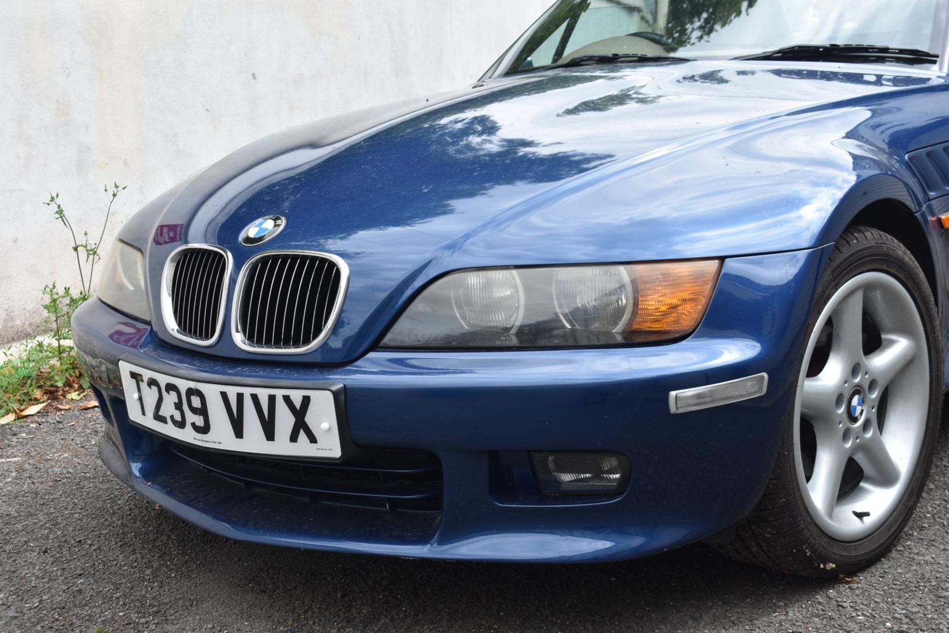 A 1999 BMW Z3 Roadster 2.8 Registration number T239 VVX Chassis number WBADM32000LE92600 Engine - Image 2 of 39