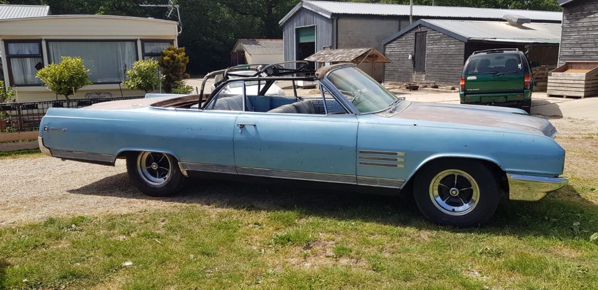 A 1964 Buick Wildcat Convertible - Image 5 of 7