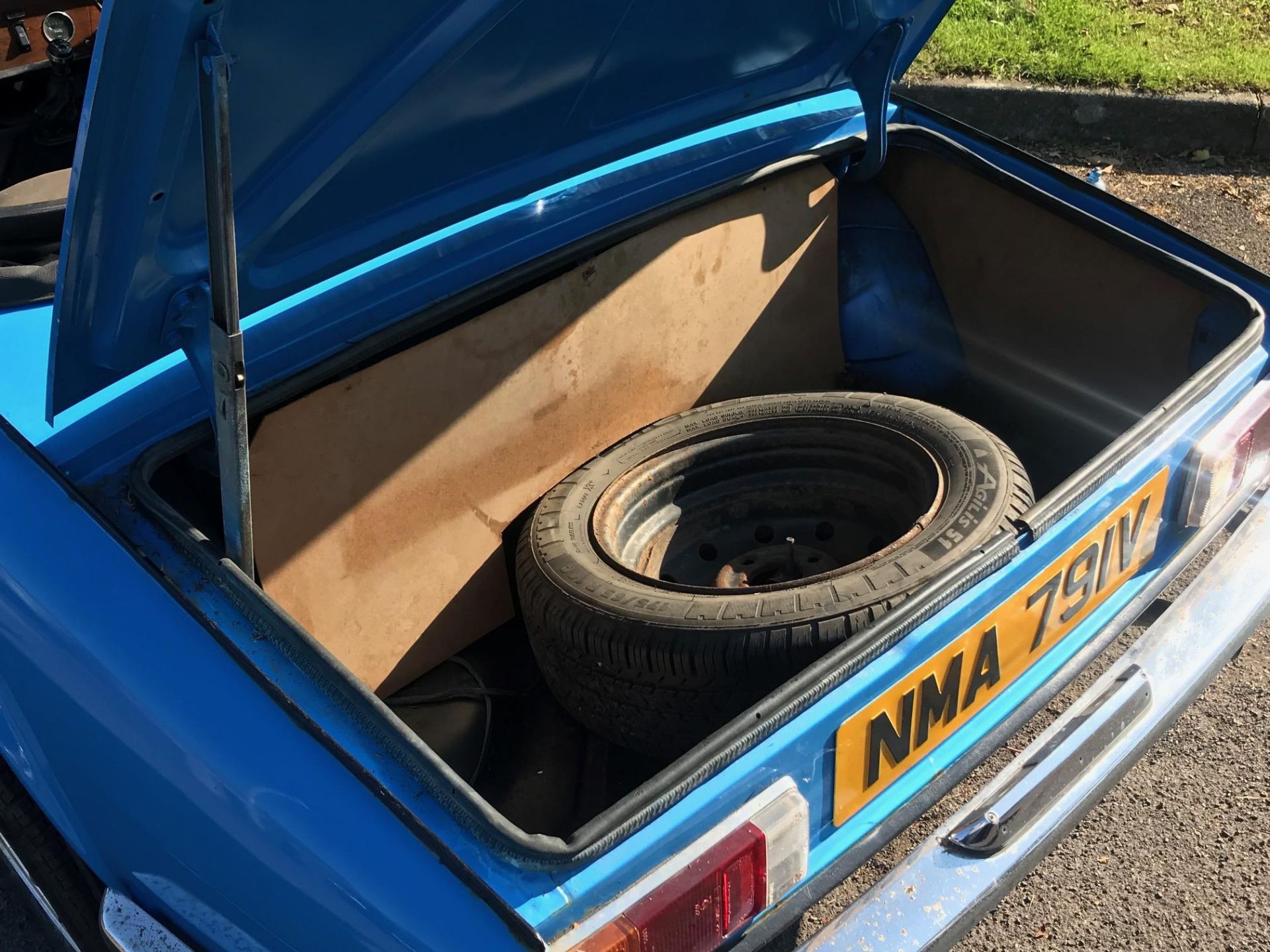 A 1979 Triumph Spitfire 1500 Registration number NMA 791V V5C MOT expires June 2021 Blue Mini-lite - Image 29 of 67