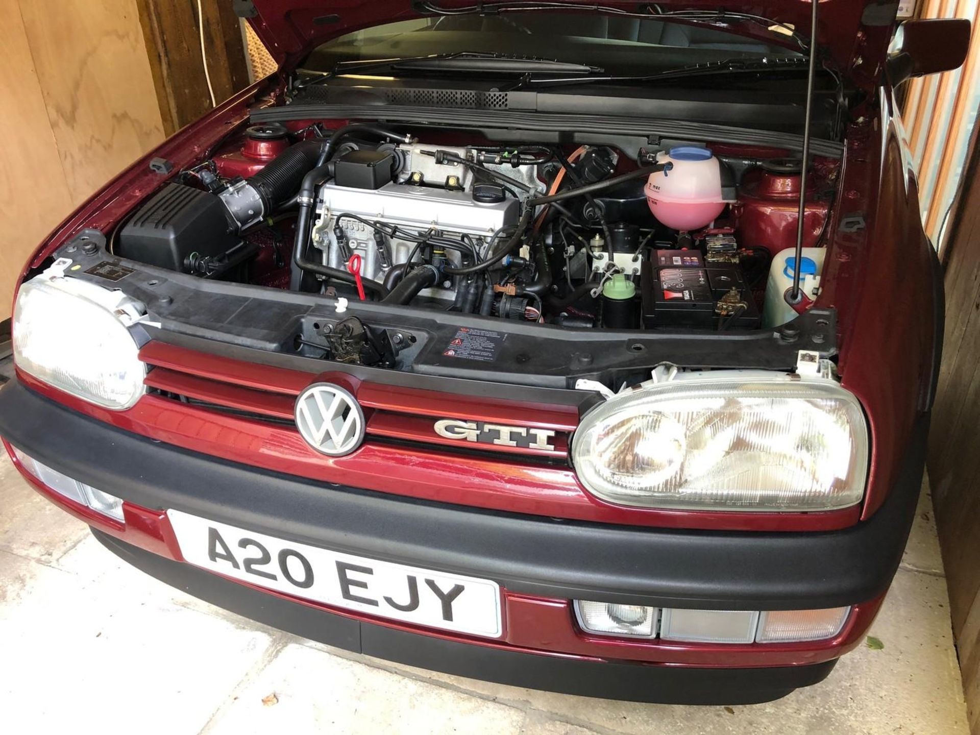 A 1996 VW Golf GTI Registration number A20 EJY Chassis number WVWZZZ1HZVW185360 Engine number - Image 30 of 55