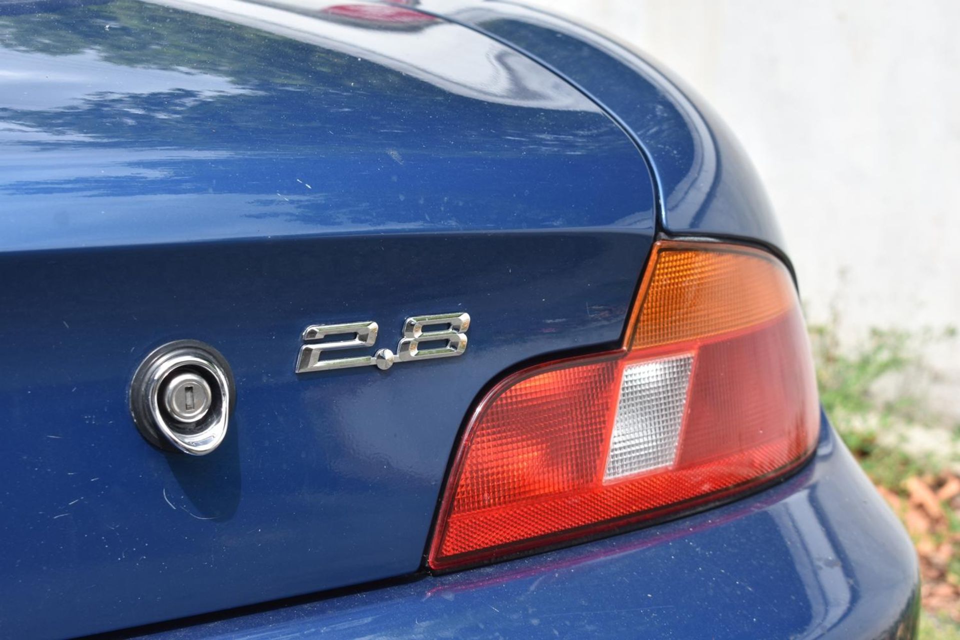 A 1999 BMW Z3 Roadster 2.8 Registration number T239 VVX Chassis number WBADM32000LE92600 Engine - Image 12 of 39