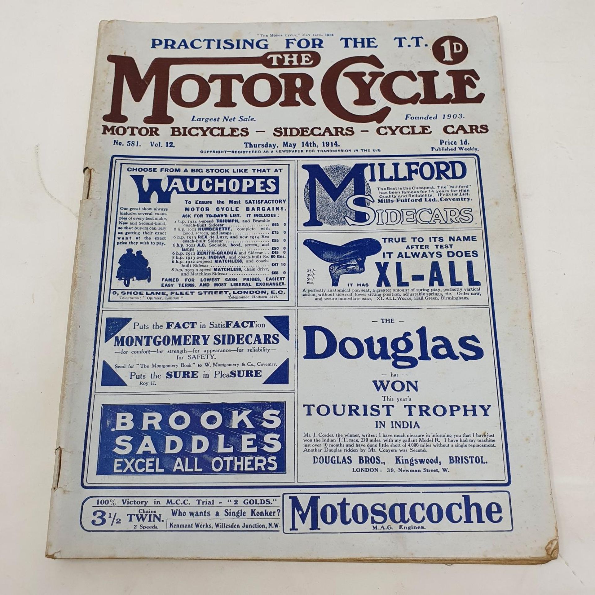 A group of ten 1914 magazines, including The Motor Cycle and Motor Cycling, including featuring Eric - Image 4 of 11