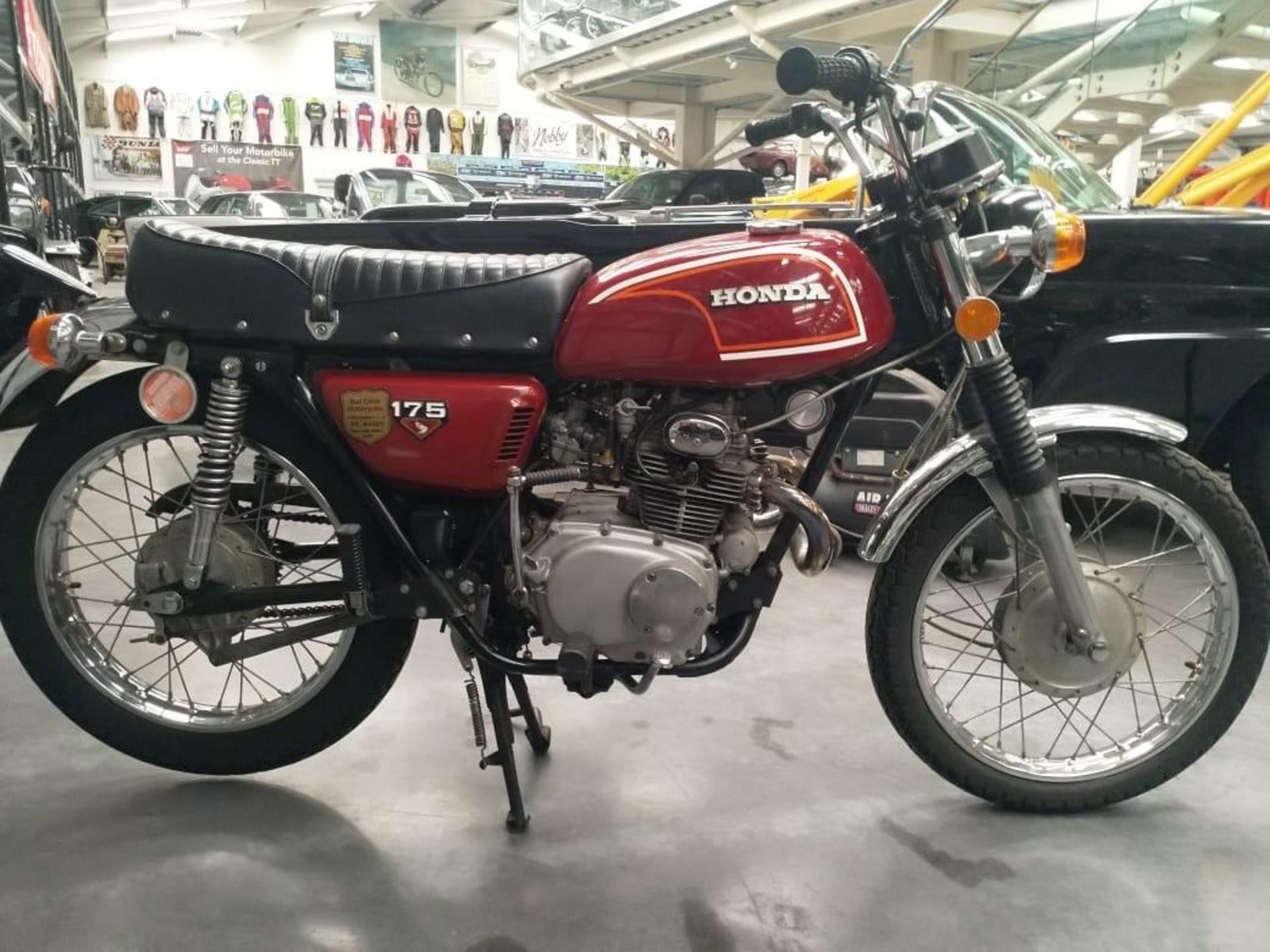 A 1972 Honda CL 175 Registration number NMN-816F Frame number 7001763 Engine number 7001801 9,489
