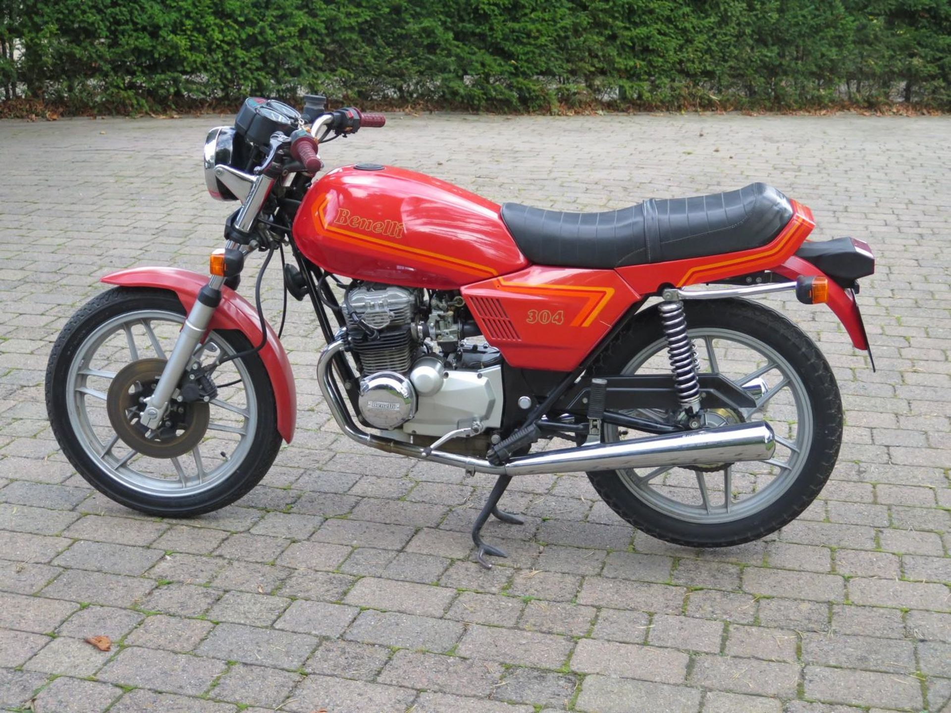A 1983 Benelli 304 Frame number RO?10098 Engine number RH?6144 Mileage 8,074 Kms Original and - Image 2 of 8