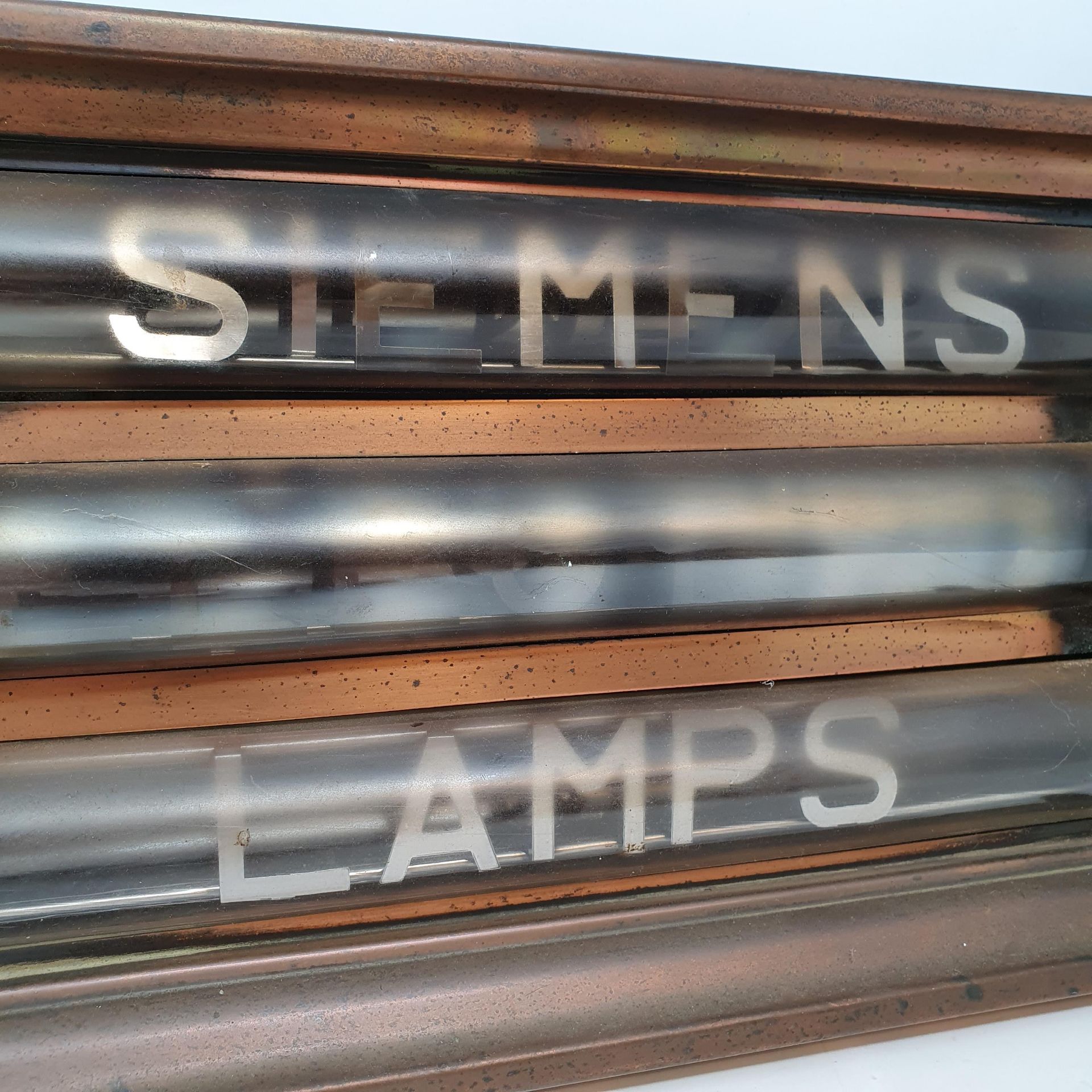 A SIEMENS ELECTRIC LAMPS showroom light type box, in an anodised copper case, probably 1920's with - Image 2 of 3