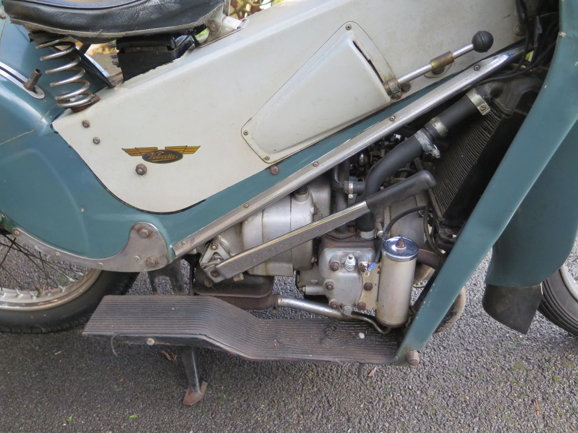 A 1955 LE Velocette Registration number VHY 449 Good original example of the 'Little Engine' - Image 4 of 6