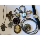 Assorted costume jewellery