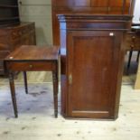 A 19th century mahogany Pembroke table, 92 cm wide, a mahogany washstand and a walnut shelf unit (3)