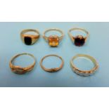 Six 9ct gold dress rings, 15.1 g (all in)