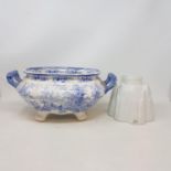 A 19th century blue and white tureen, a Shelley jelly mould and other items (6 boxes)
