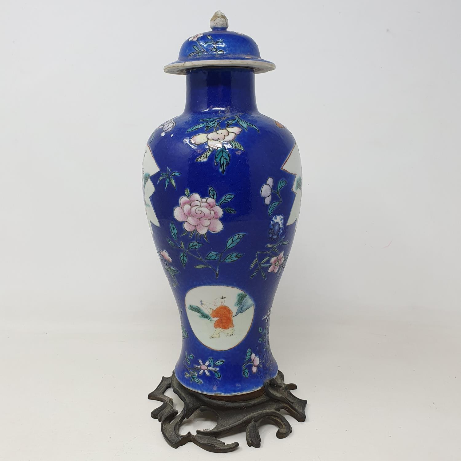 A Chinese famille rose vase and cover, of inverted baluster form, decorated panels of figures on a - Image 4 of 6