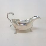 An 18th century style silver sauceboat, London 1972, 7.5 ozt
