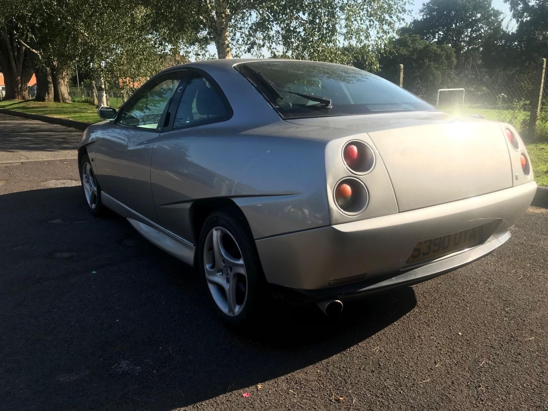 A 1998 Fiat Coupe 20V Turbo Registration number S390 UYA Grey Vehicle location: Yeovil All lots in - Image 9 of 37