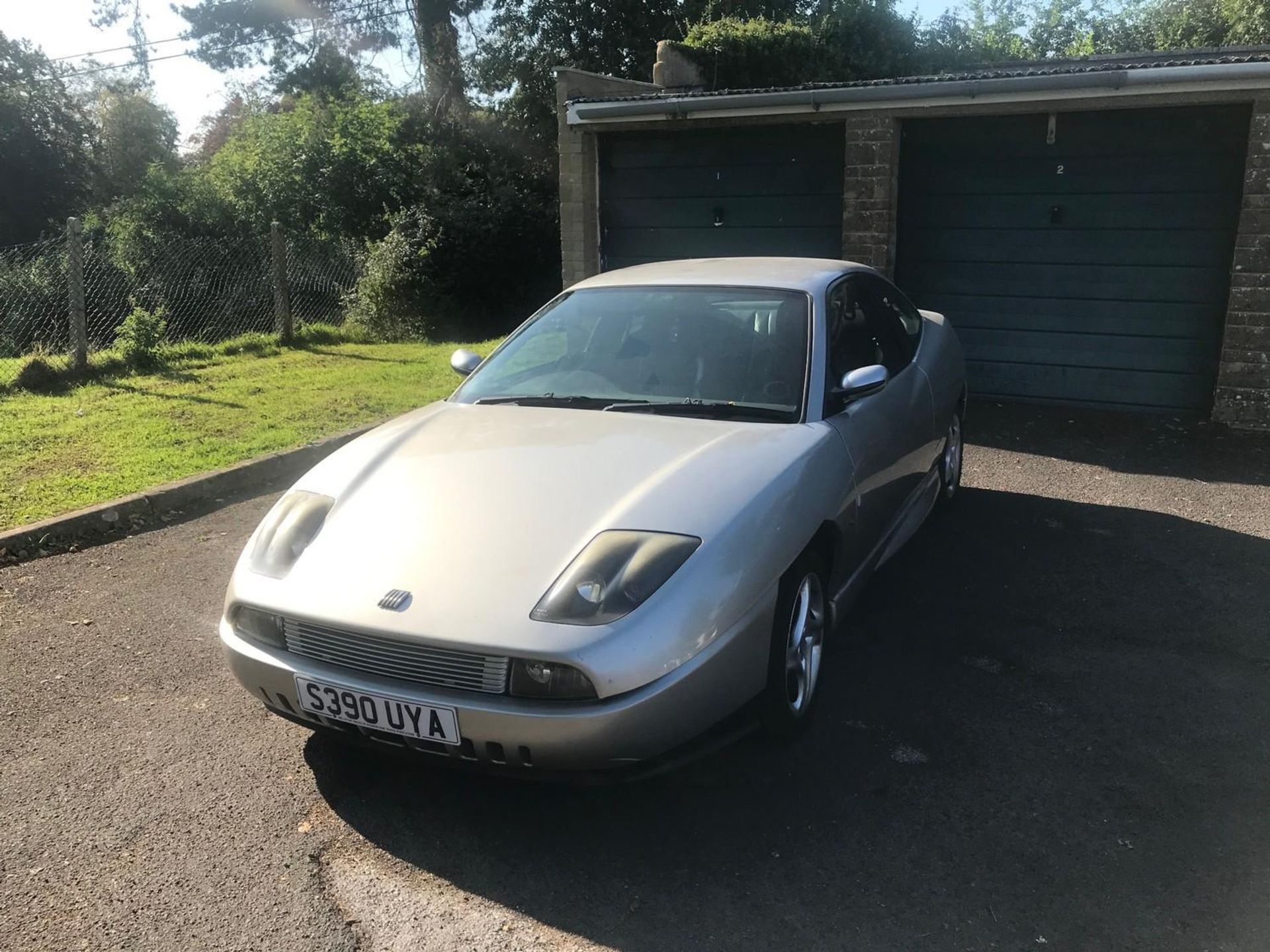 A 1998 Fiat Coupe 20V Turbo Registration number S390 UYA Grey Vehicle location: Yeovil All lots in - Image 2 of 37