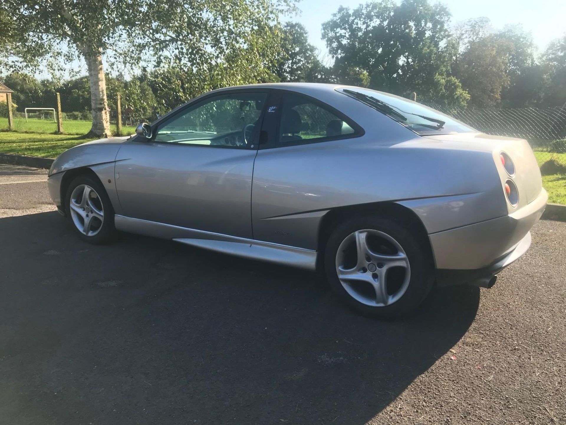 A 1998 Fiat Coupe 20V Turbo Registration number S390 UYA Grey Vehicle location: Yeovil All lots in - Image 10 of 37