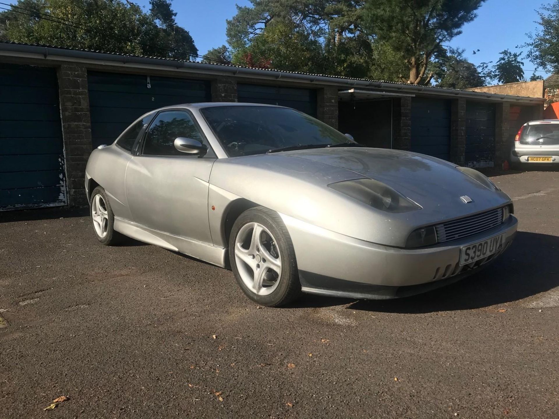 A 1998 Fiat Coupe 20V Turbo Registration number S390 UYA Grey Vehicle location: Yeovil All lots in