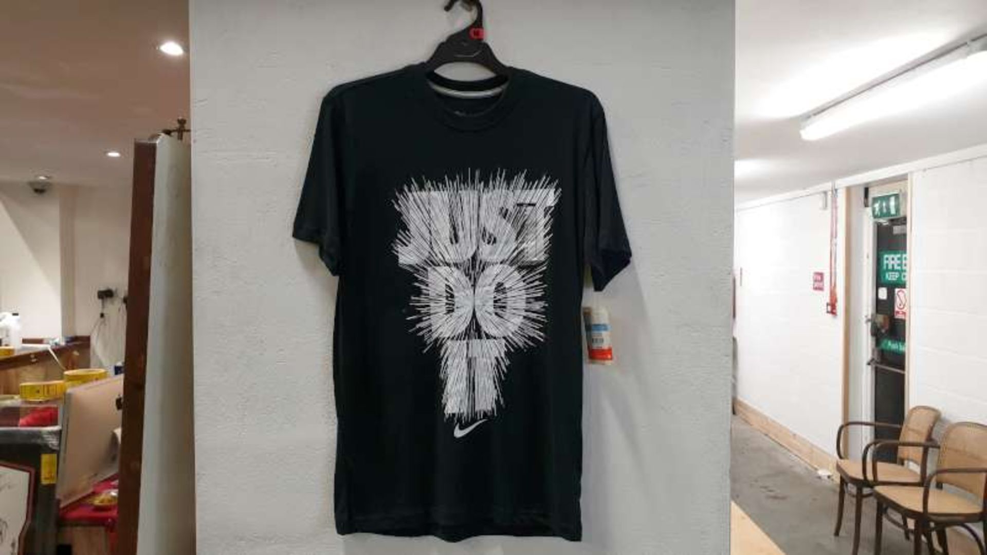 10 X BRAND NEW BLACK NIKE JUST DO IT T-SHIRTS SIZE SMALL AND XL