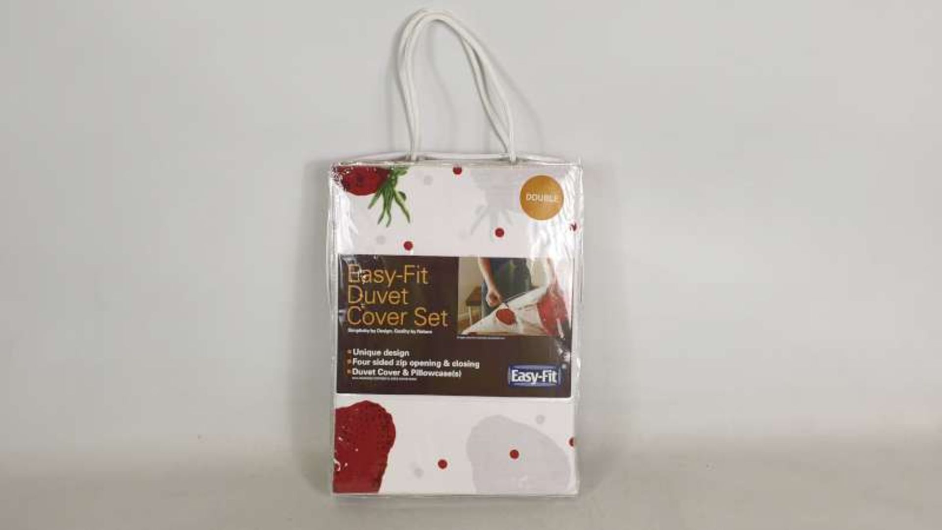 6 X BRAND NEW EASY-FIT SINGLE SIZE STRAWBERRY DUVET SET WITH FOUR SIDED ZIP OPENING & CLOSING + 1