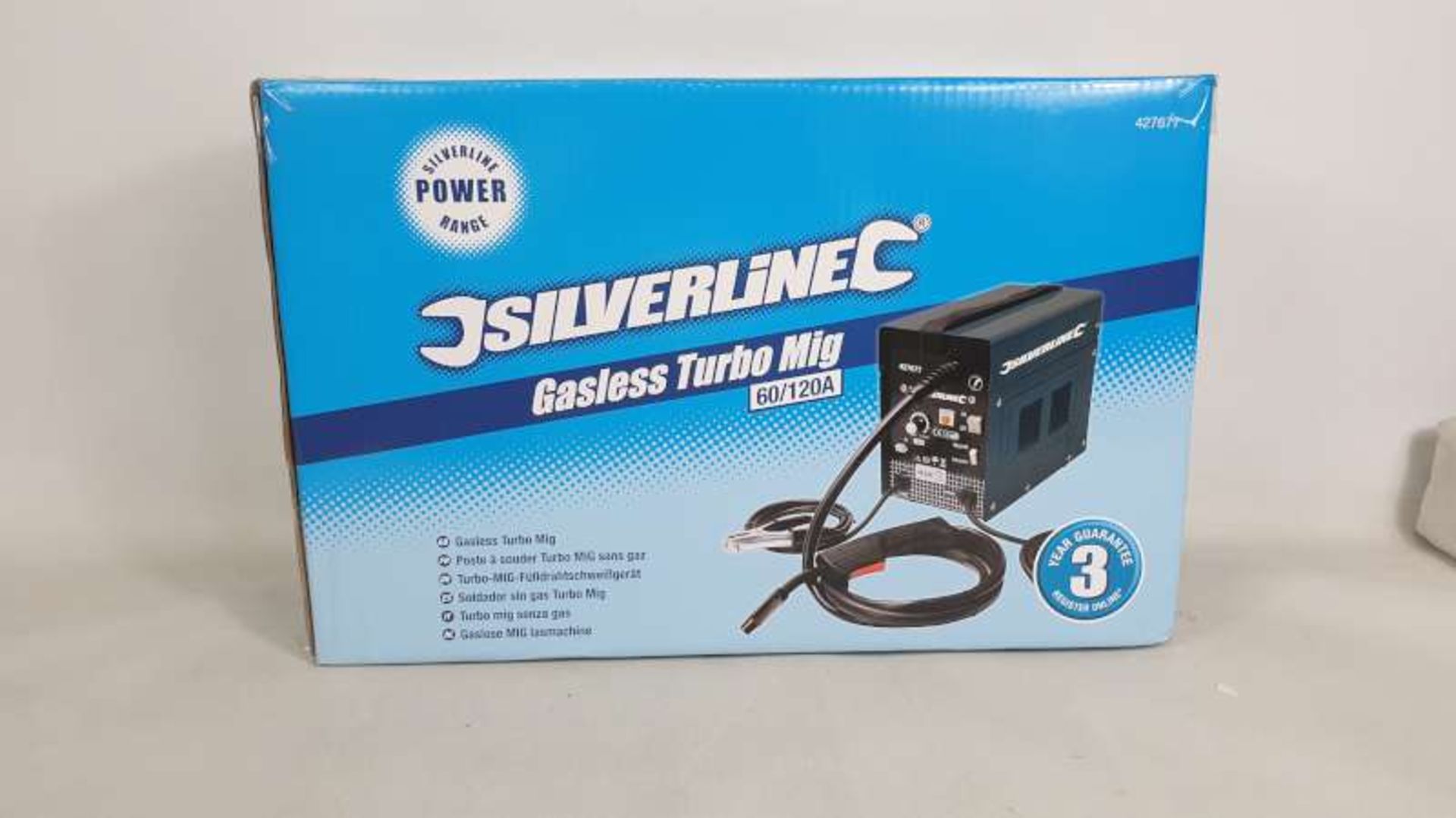 BRAND NEW BOXED SILVERLINE GASLESS TURBO MIG WELDER 60/120A WITH 3 YEAR GUARANTEE
