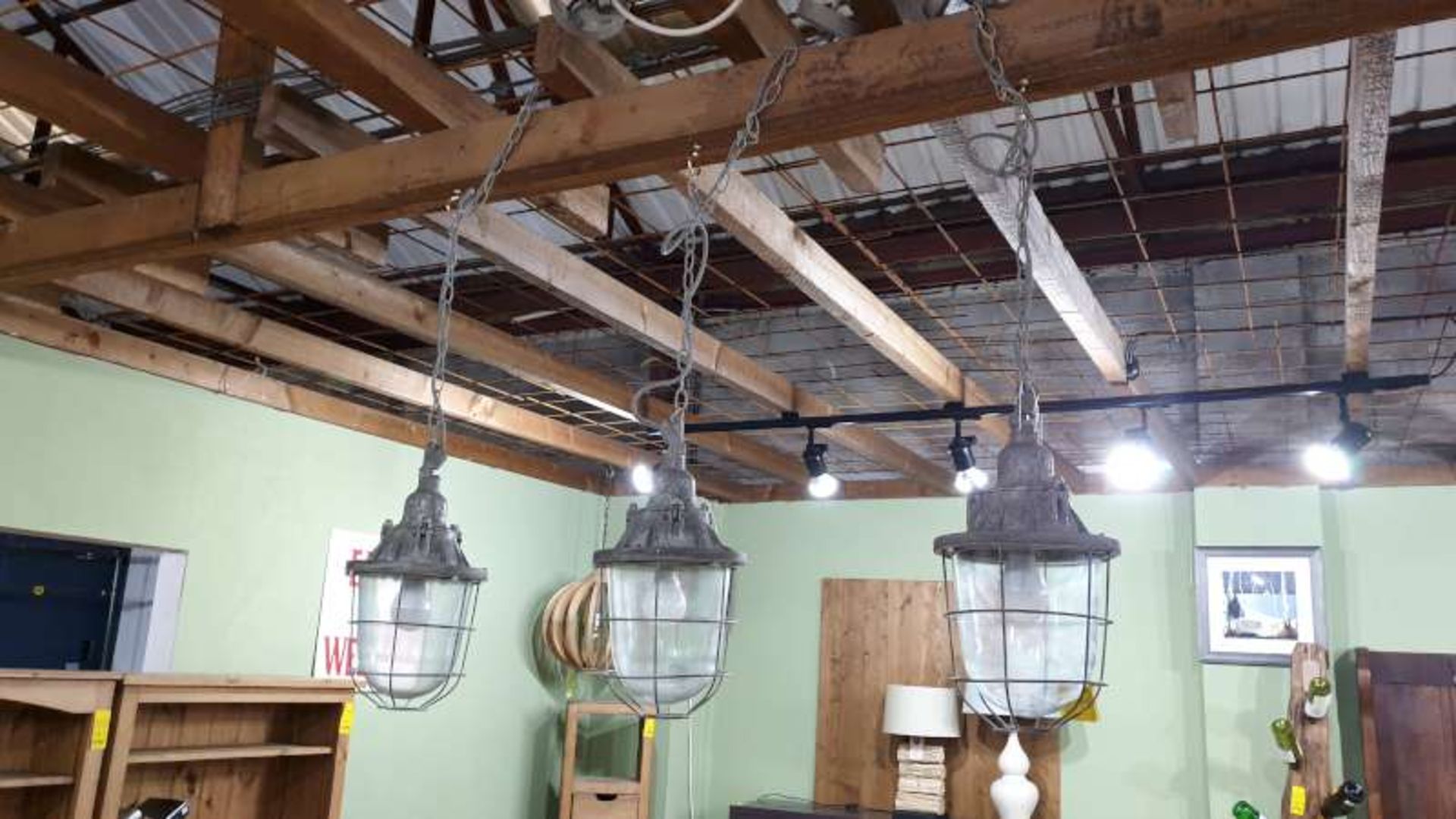 3 X HANGING CEILING LAMPS