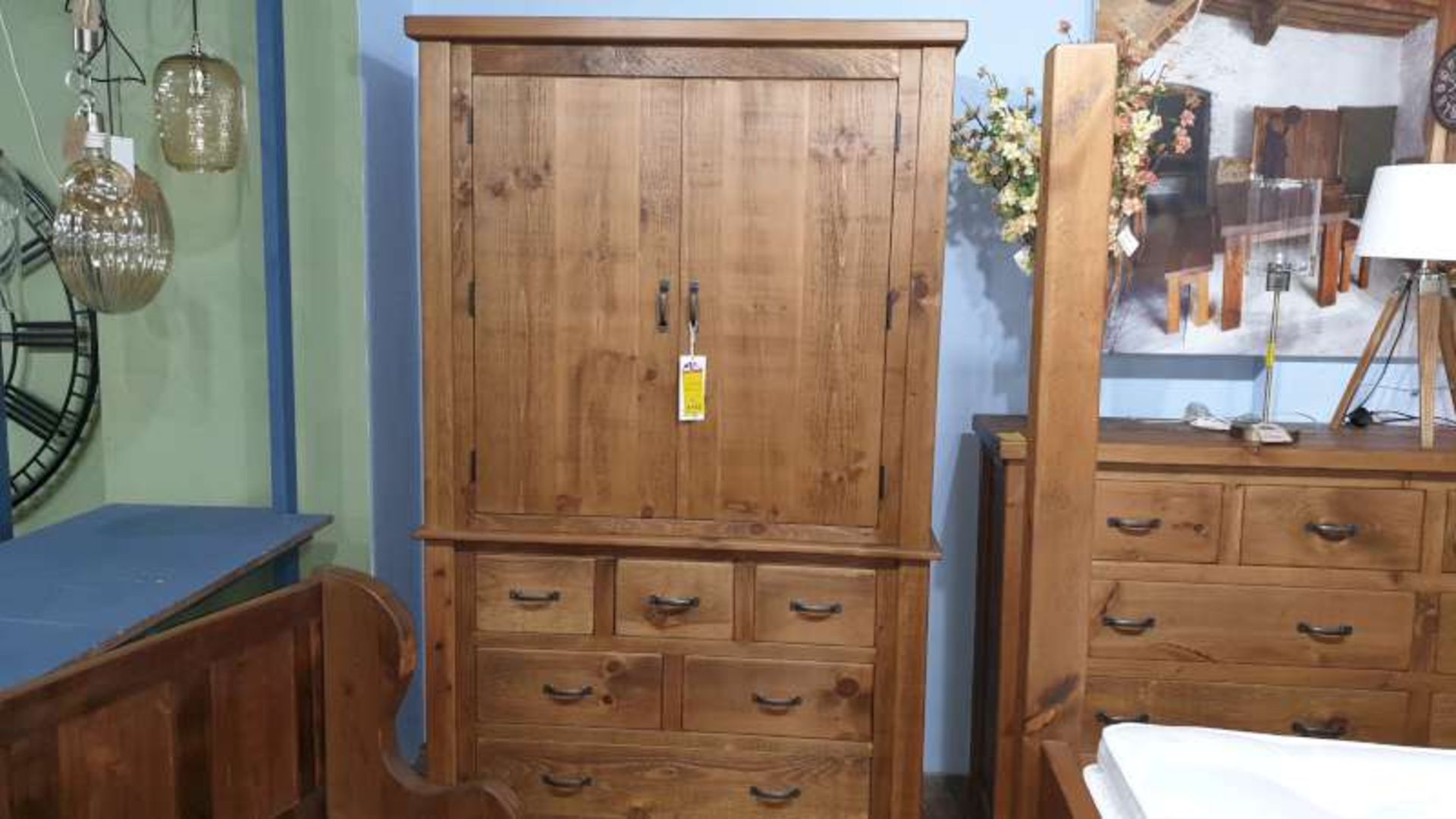 PLANK STYLE WOODEN GENTS WARDROBE WITH UNDERDRAWER STORAGE SIZE L1205MM X W590MM X H1990MM RRP