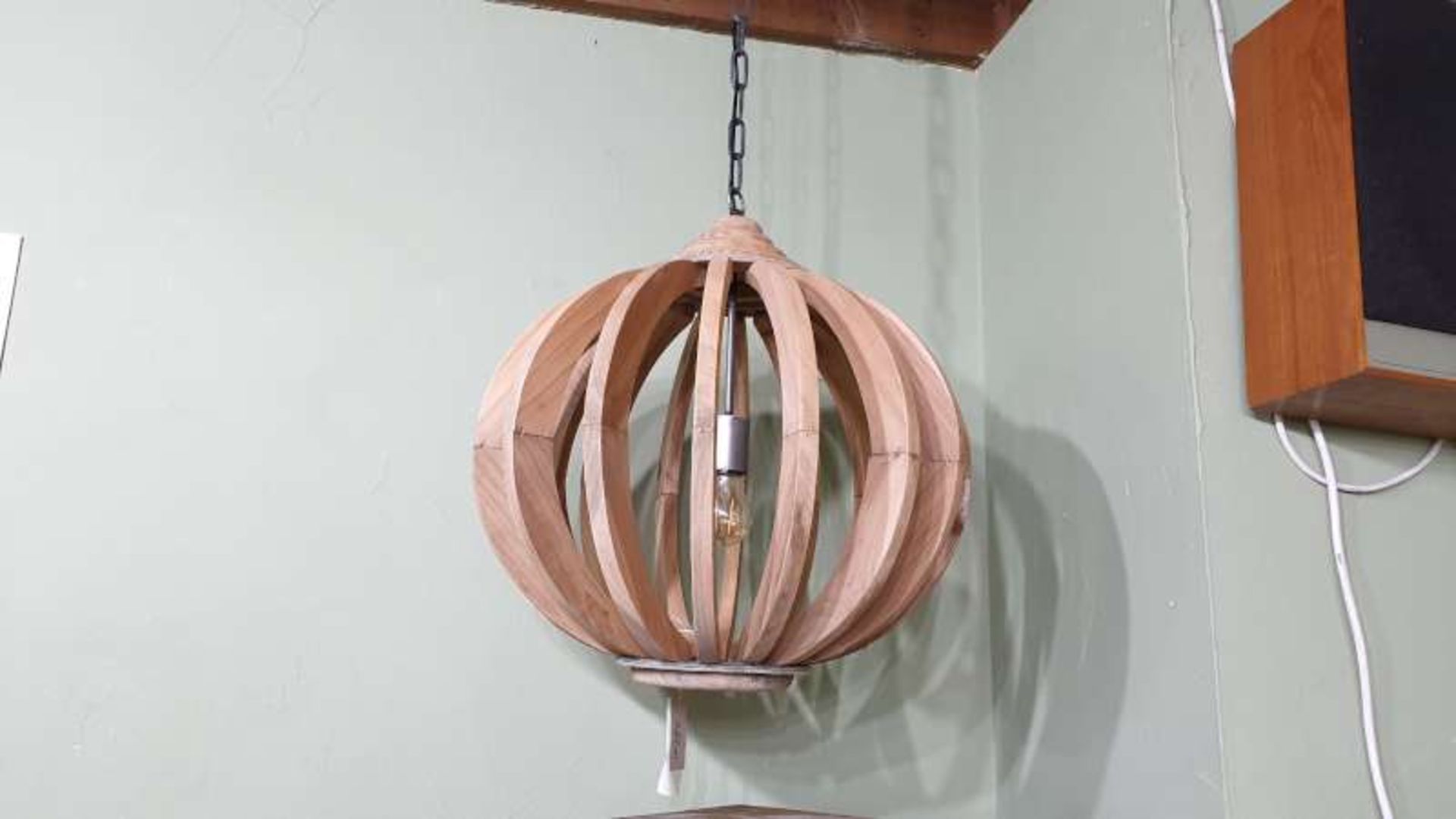 HANGING WOODEN CEILING LIGHT SIZE 53 CM RRP 227.00