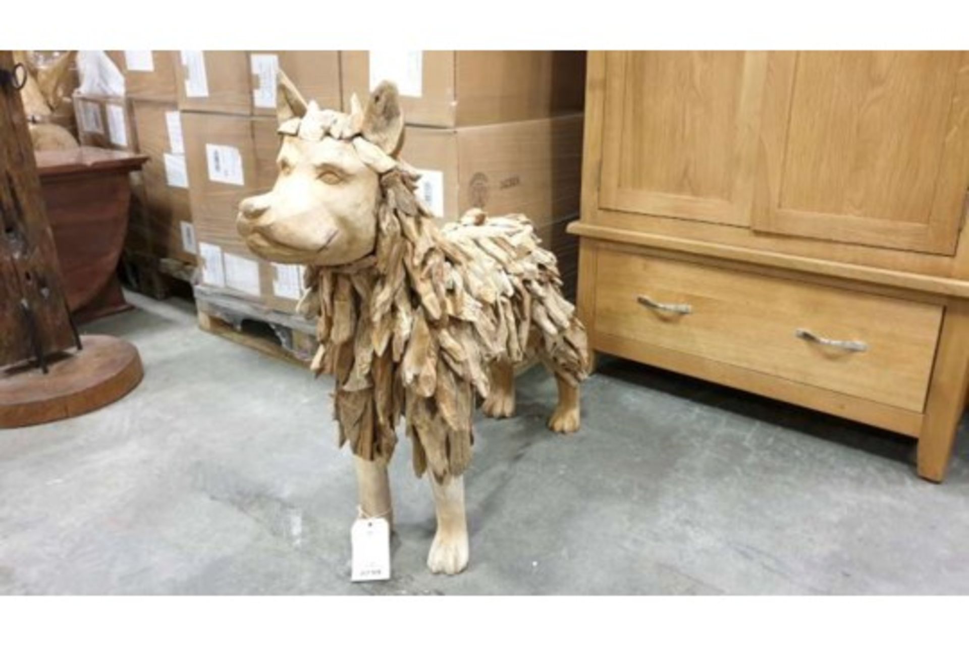 BRAND NEW SOLID TEAK ROOT WOODEN WOLF SIZE 85CM X 45CM X 70CM RRP 595.00 ( PLEASE NOTE THIS ITEM