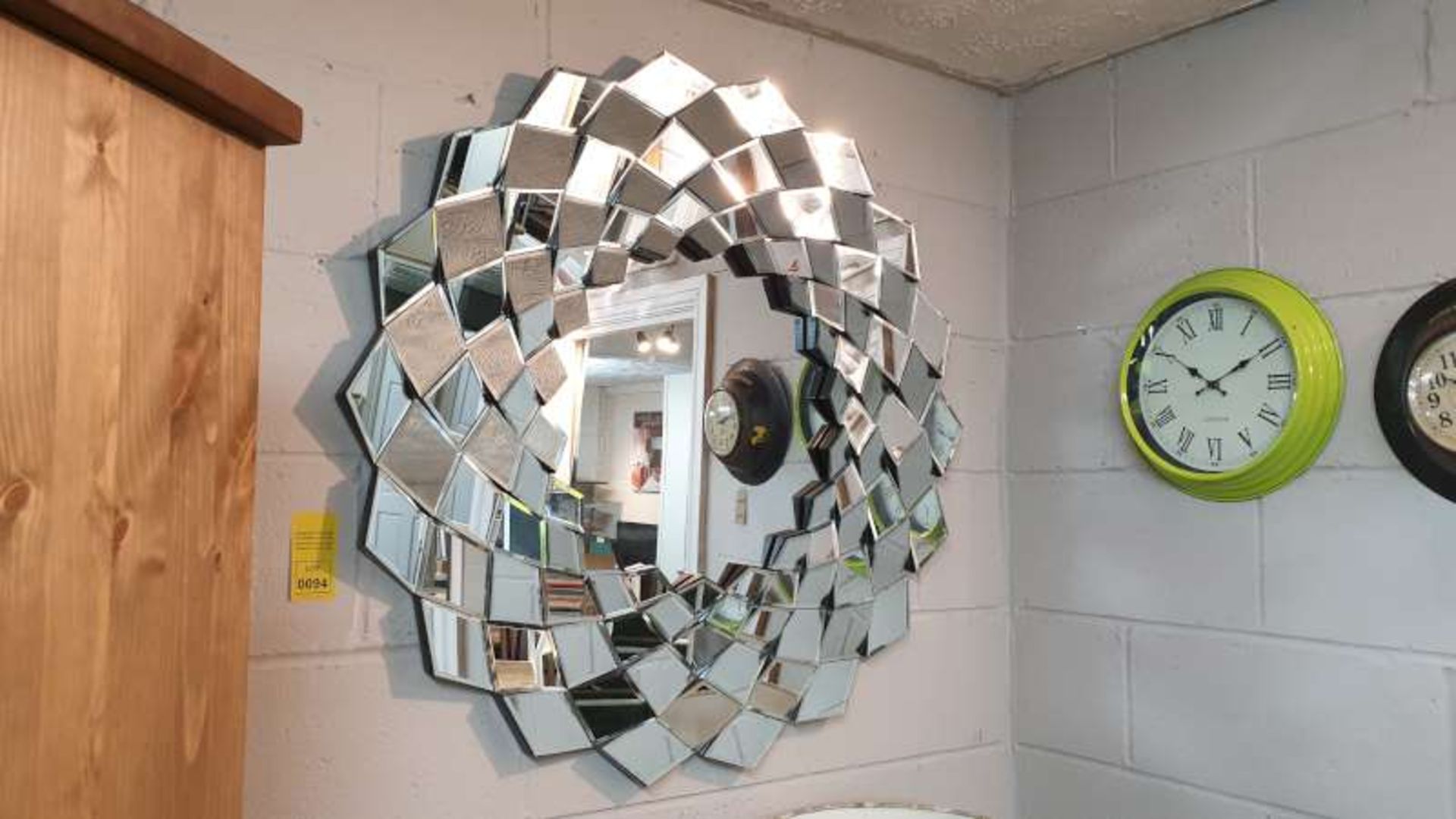 LARGE MIRROR WITH BLOCK PATTERN 100CM DIA RRP £189