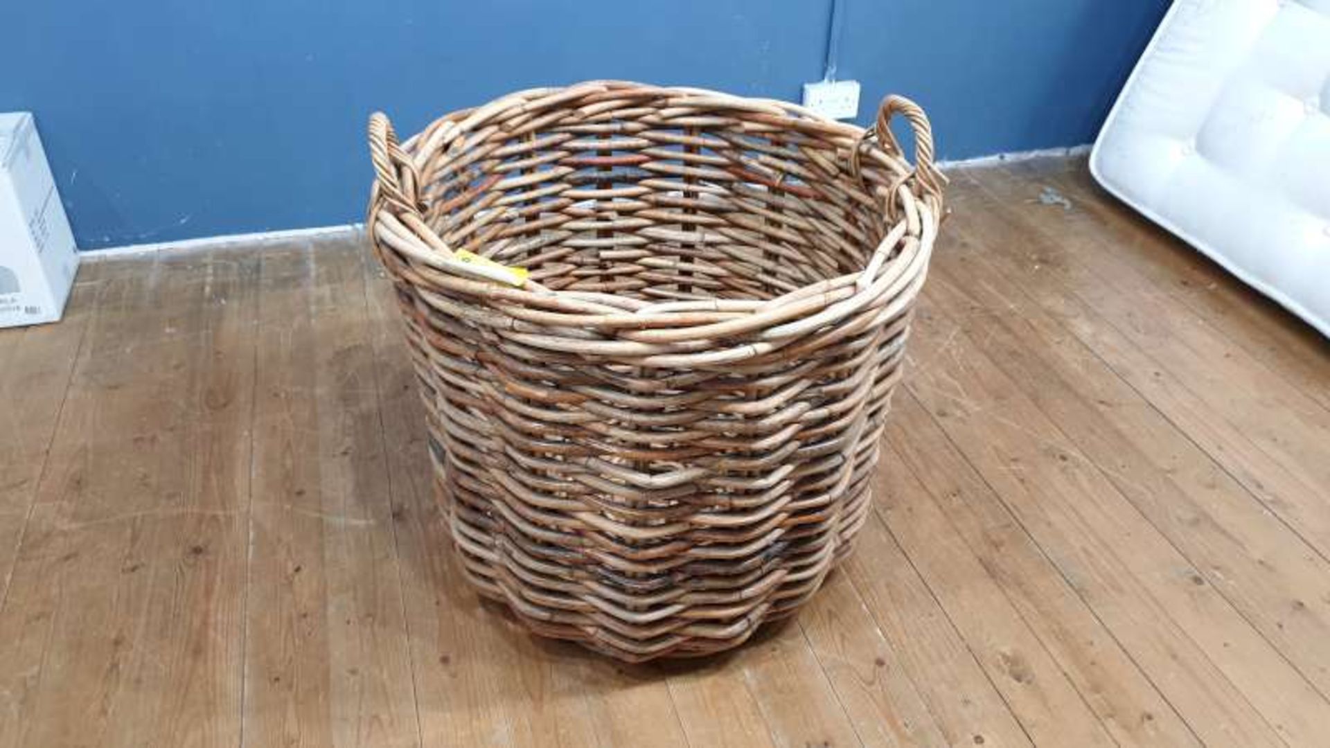 LARGE BAMBOO LAUNDRY BASKET RRP £69