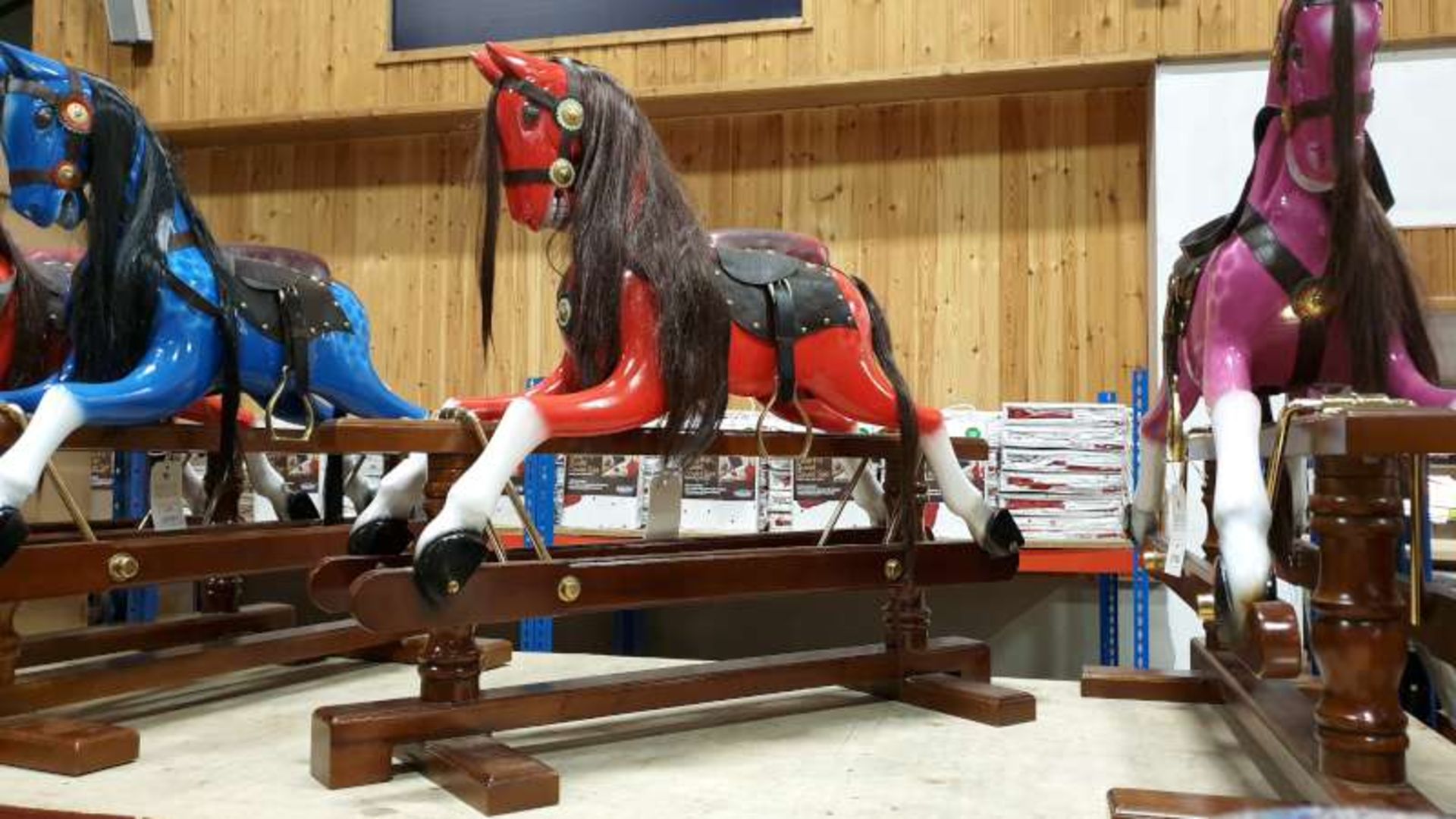 BRAND NEW SOLID MAHOGANY WOODEN RED ROCKING HORSE 110CM X 90CM X 45CM RRP £1000