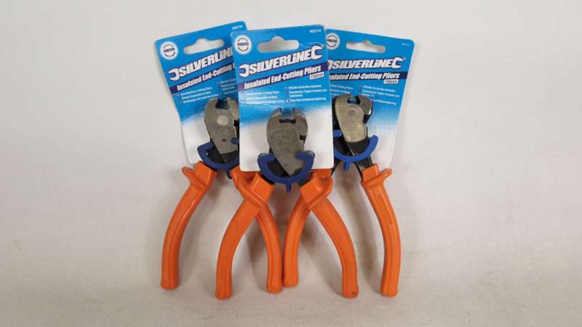 18 X SILVERLINE INSULATED END CUTTING PLIERS