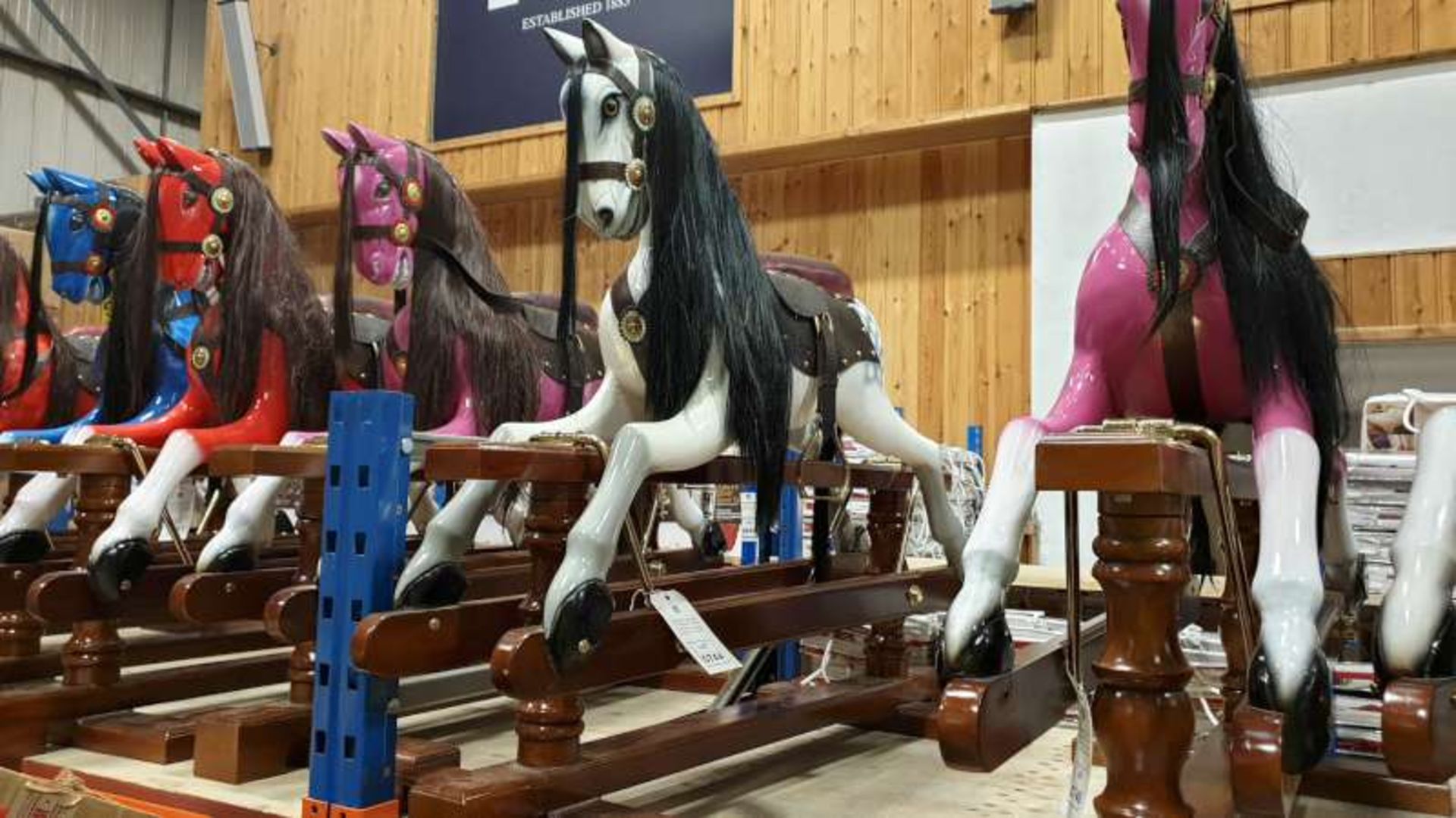 BRAND NEW SOLID MAHOGANY WOODEN WHITE ROCKING HORSE 110CM X 90CM X 45CM RRP £1000