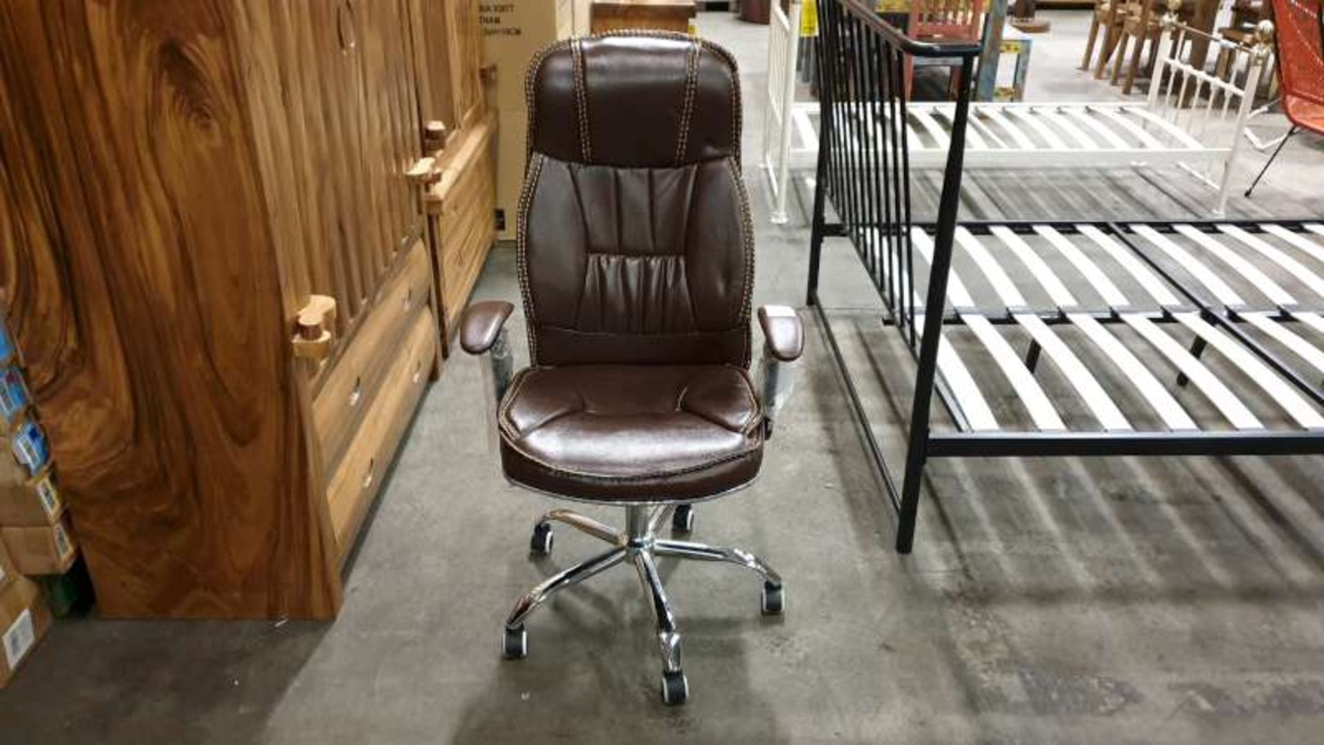 5 X BROWN OFFICE CHAIRS