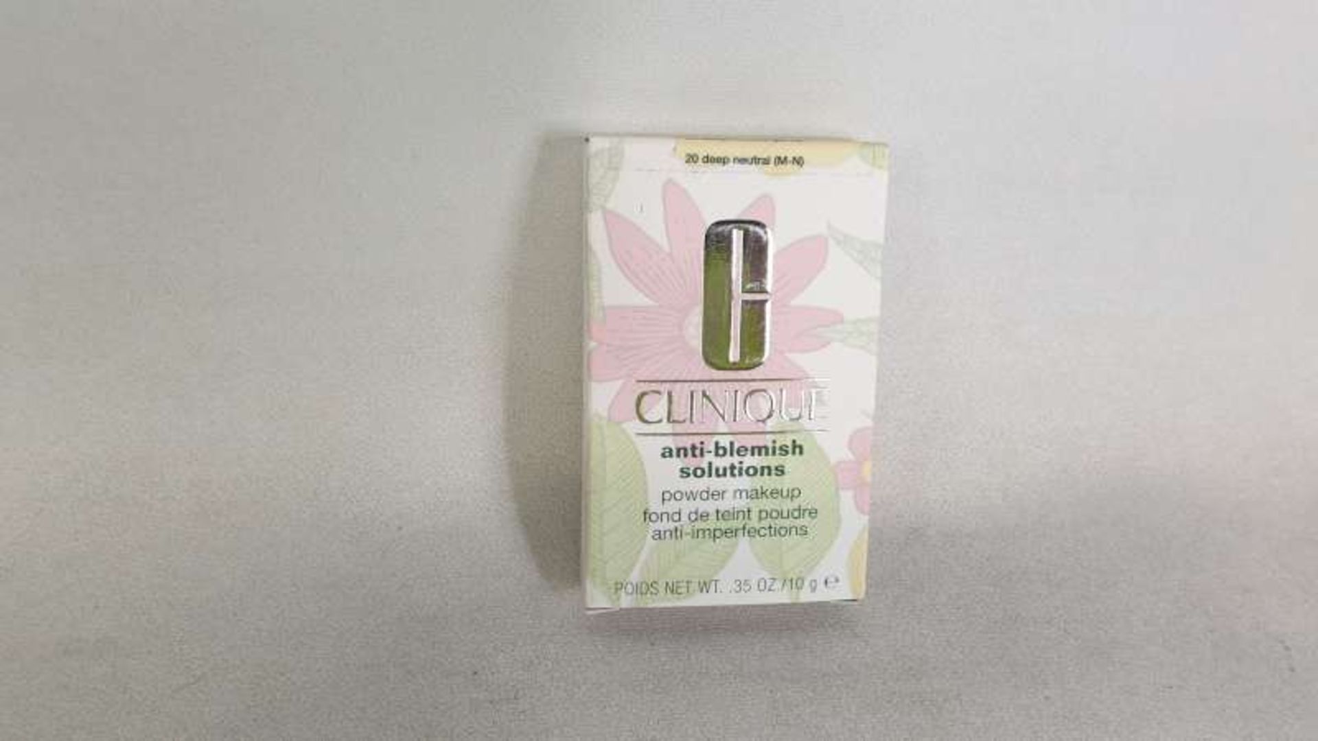 30 X CLINQUE ANTI BLEMISH SOLUTIONS POWDER MAKE UP