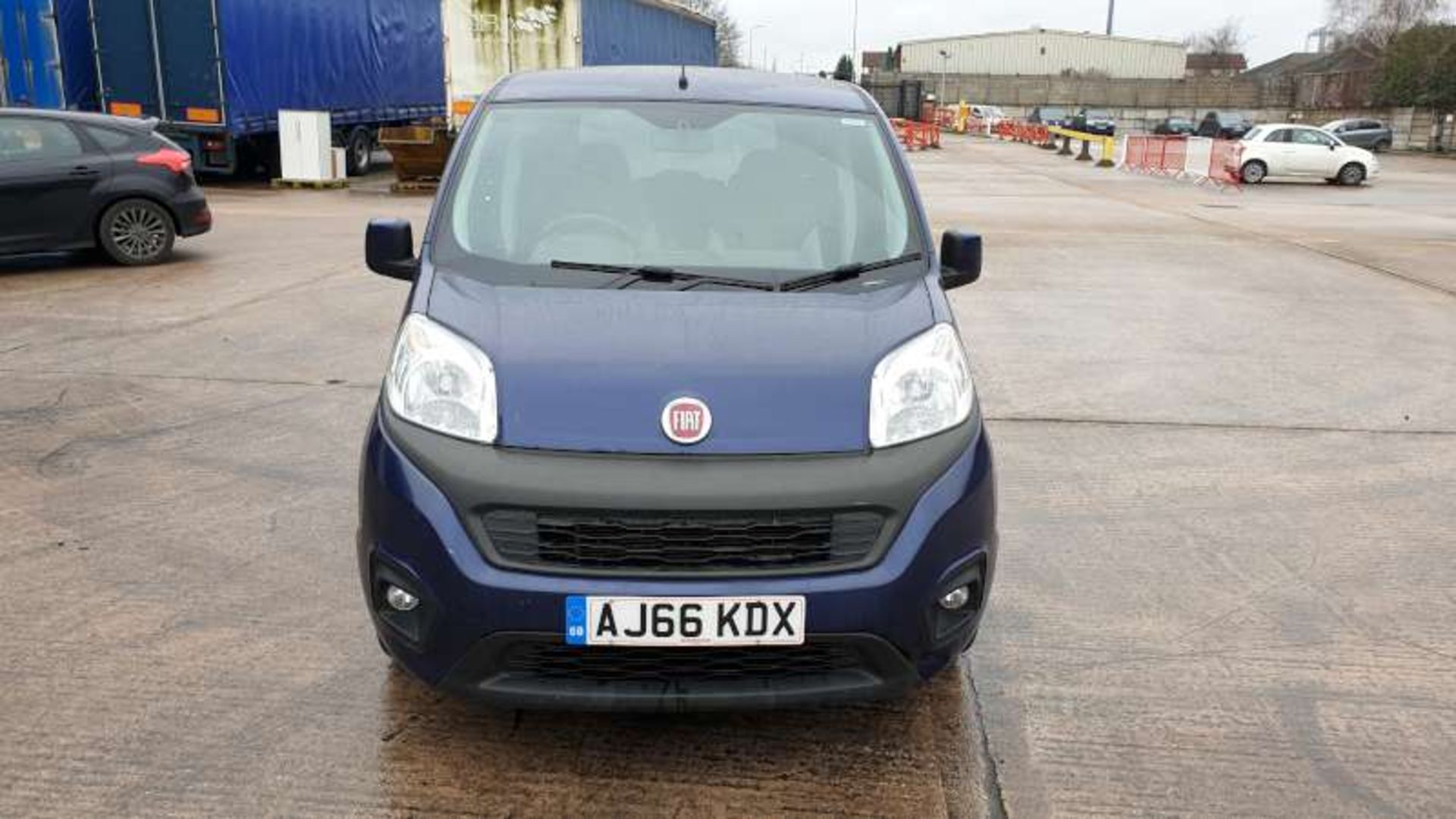 BLUE FIAT QUBO LOUNGE MULTIJET. ( DIESEL ) Reg : AJ66 KDX, Mileage : 24,221 Details: KEYS YES,