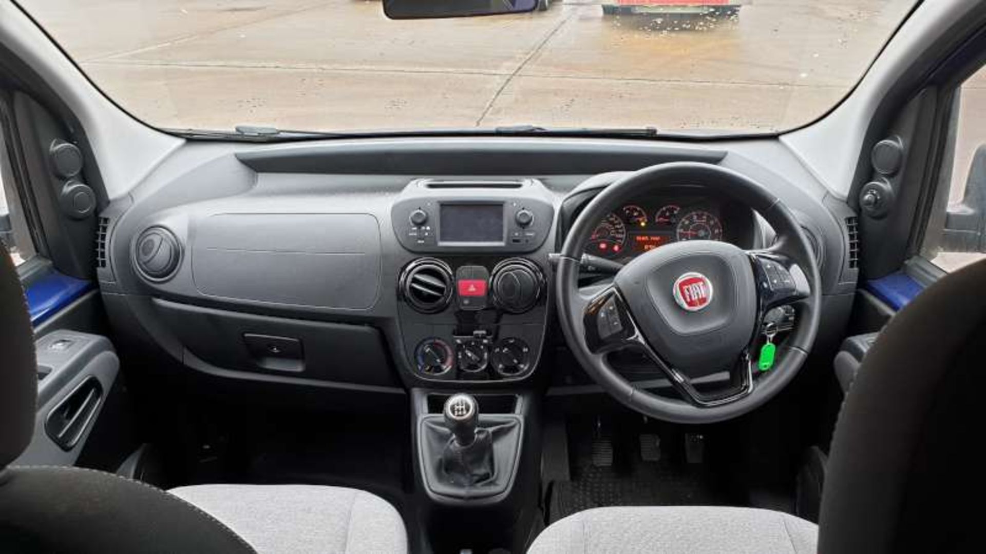 BLUE FIAT QUBO LOUNGE MULTIJET. ( DIESEL ) Reg : AJ66 KDX, Mileage : 24,221 Details: KEYS YES, - Image 3 of 6