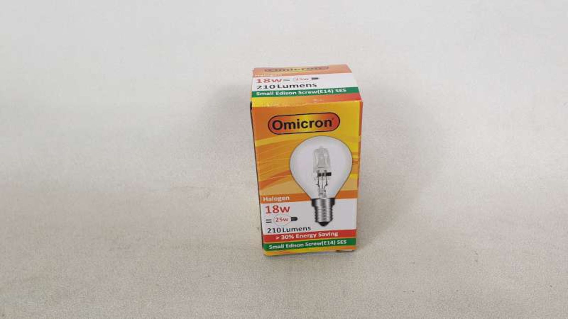 180 X 18 WATT OMICRON LIGHT BULBS IN 3 BOXCES