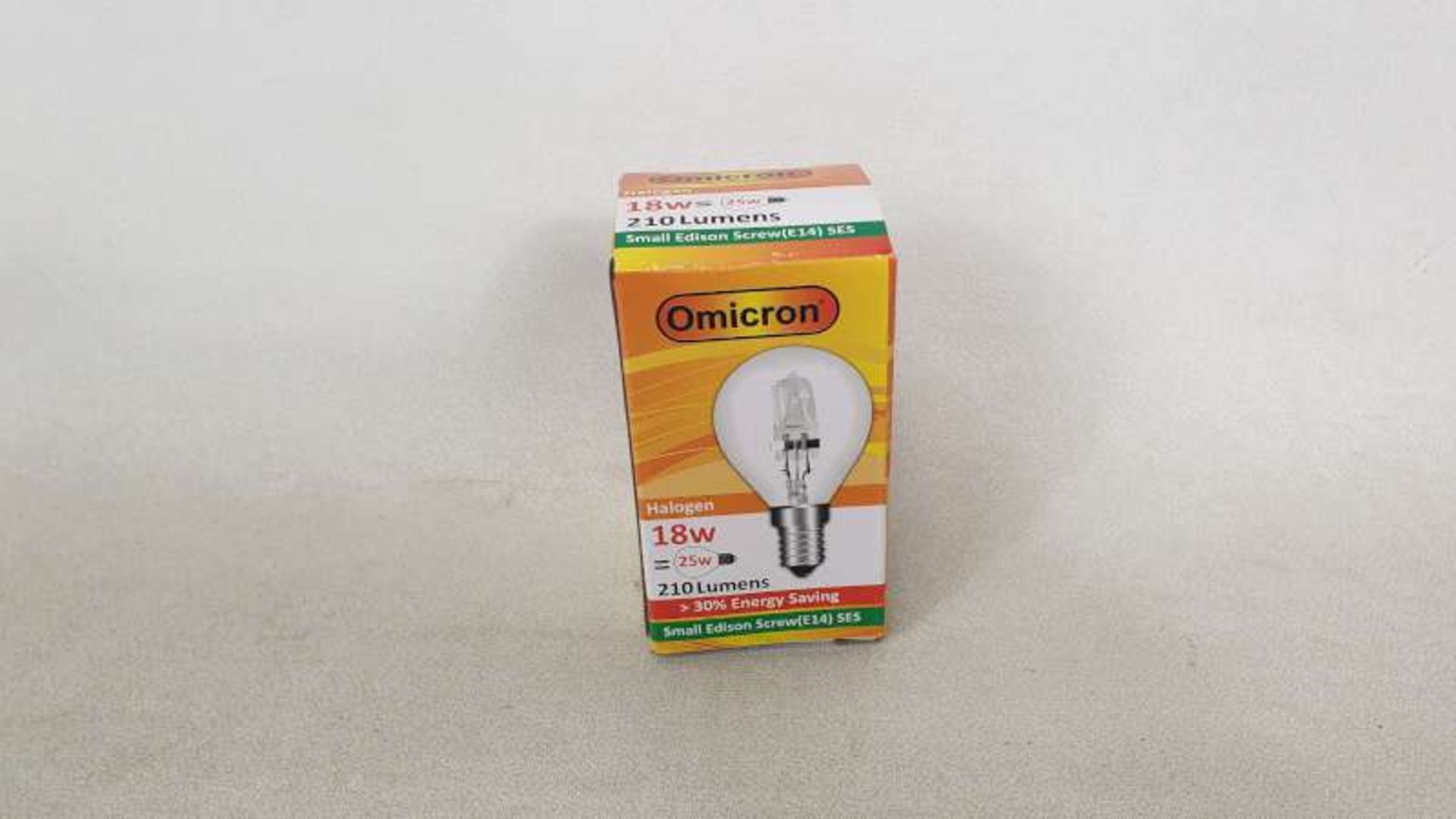 180 X 18 WATT OMICRON LIGHT BULBS IN 3 BOXCES