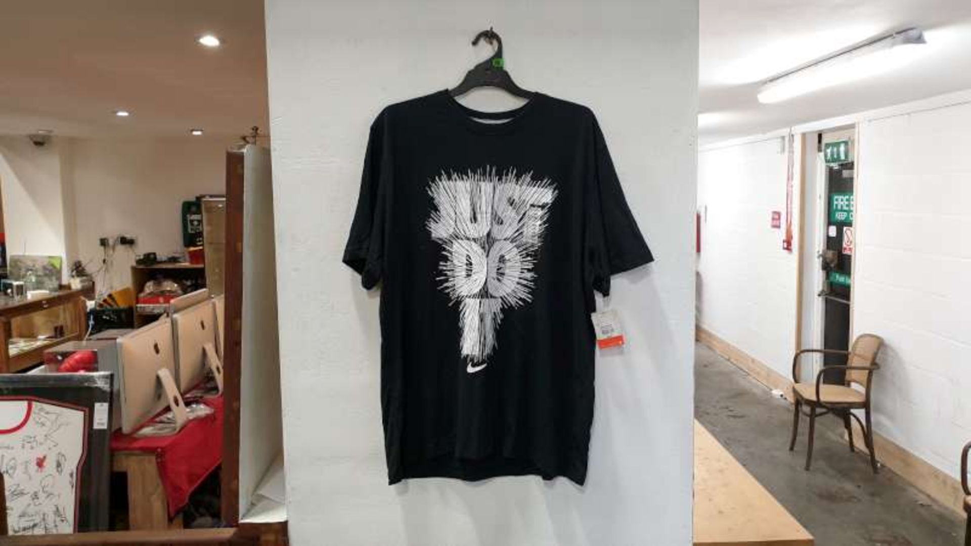 10 X NIKE T SHIRTS SIZE LARGE