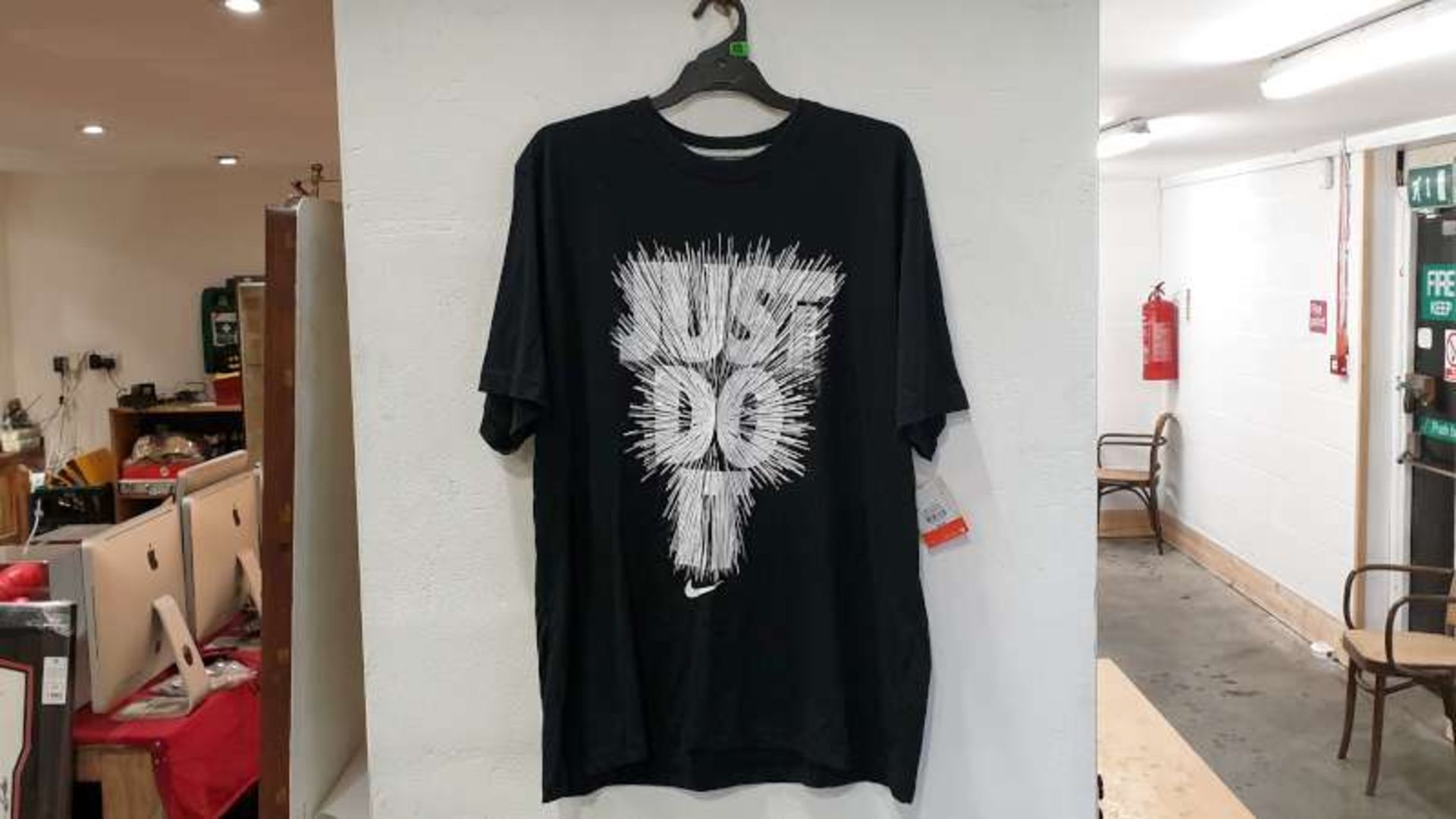 10 X NIKE T SHIRTS SIZE MEDIUM