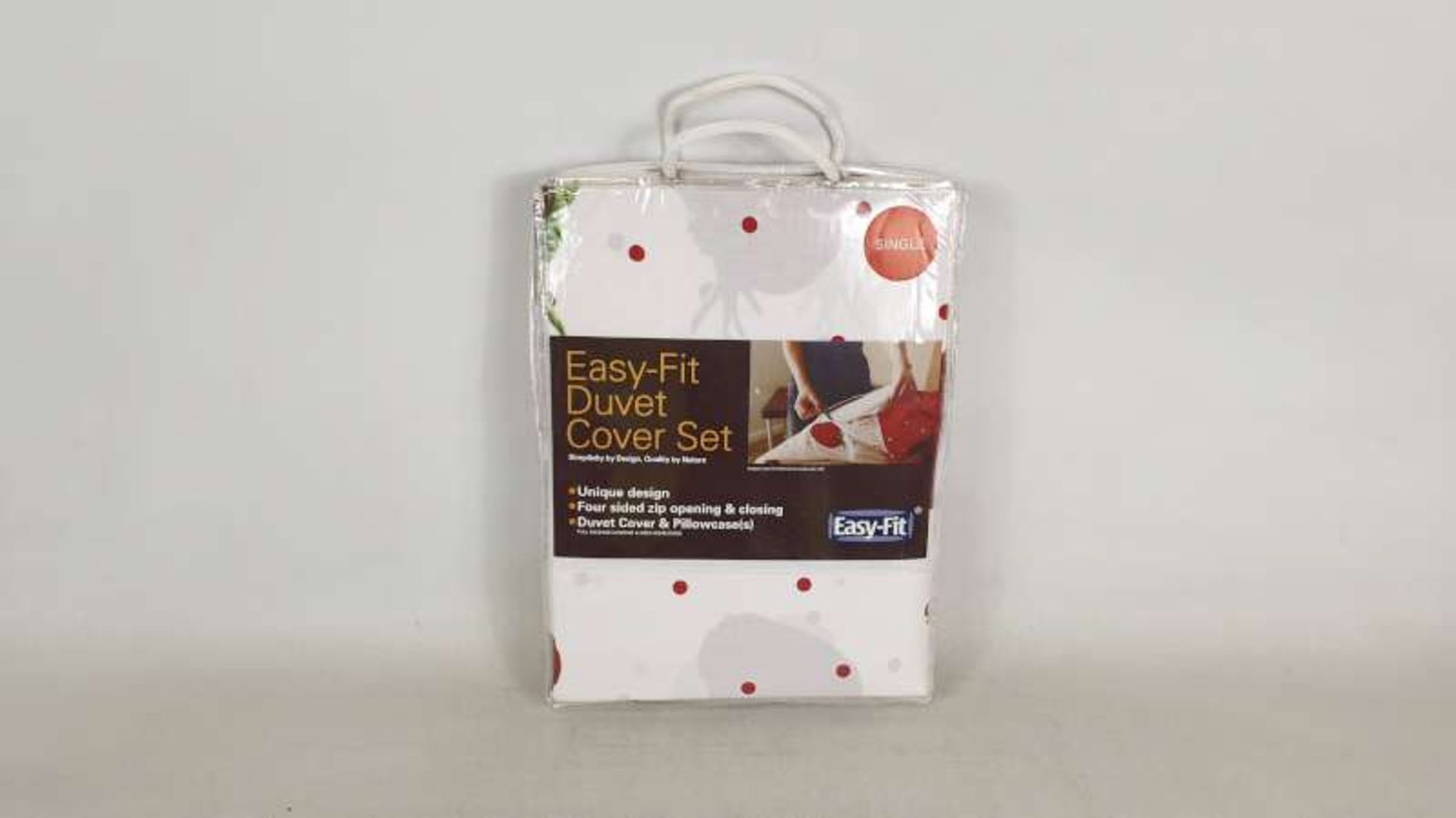 6 X BRAND NEW SINGLE EASY FIT DUVET COVER SETS WITH STRAWBERRY DETAIL