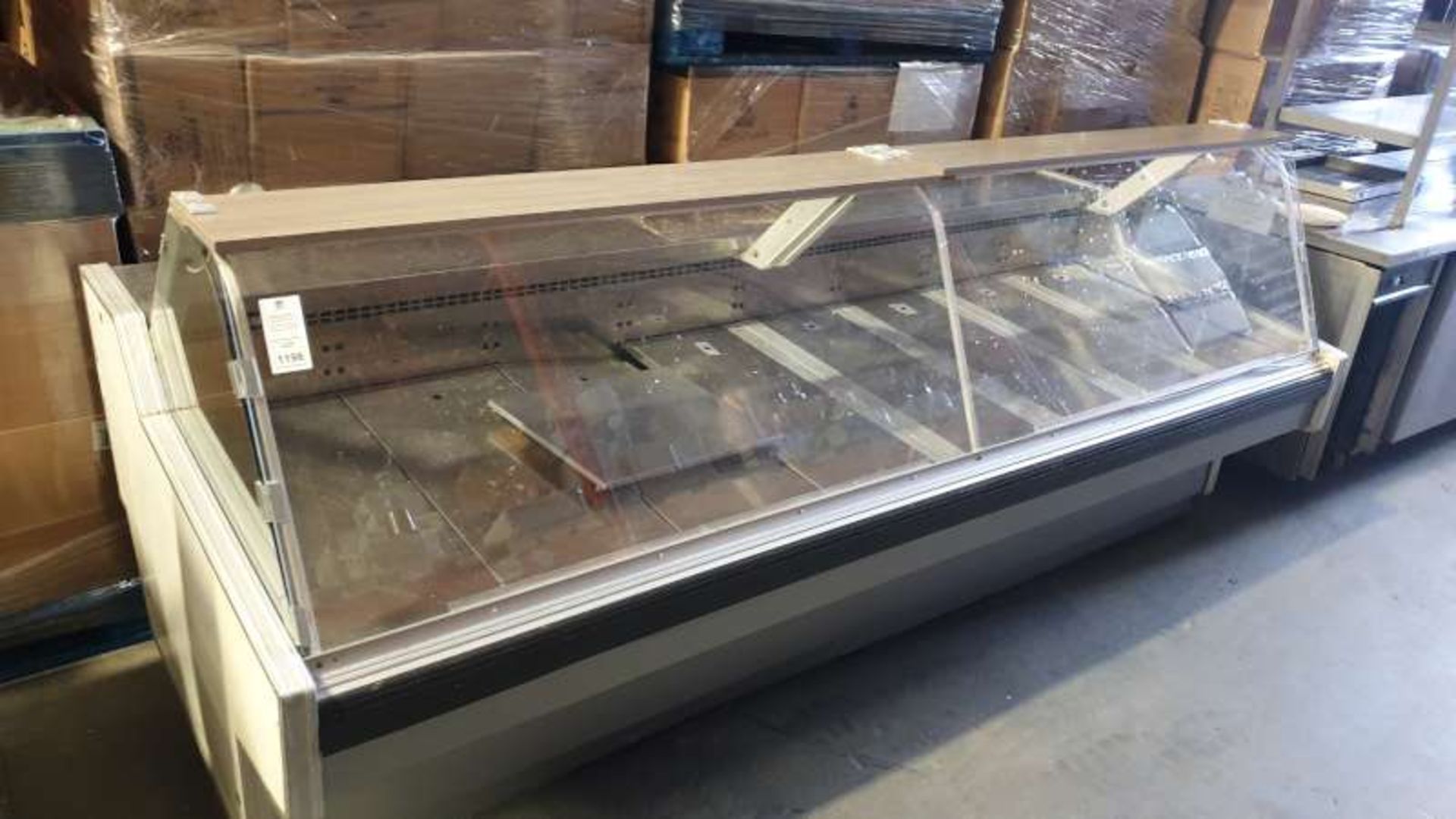 GLASS FRONTED REFRIGERATED DISPLAY UNIT