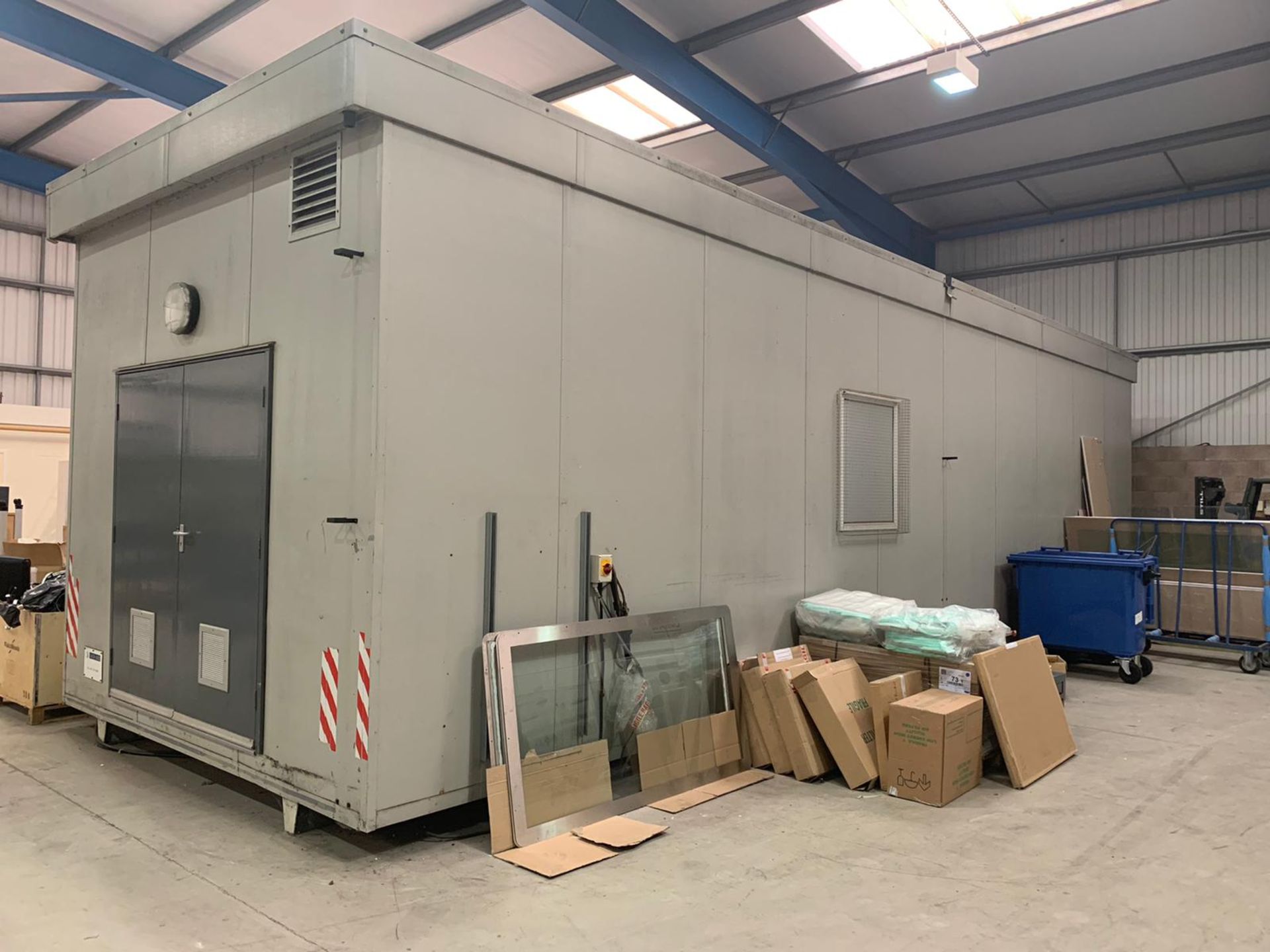 PORTABLE CLEAN ROOM 3.5M WIDTH 12M LONG 4M HIGH APPROX