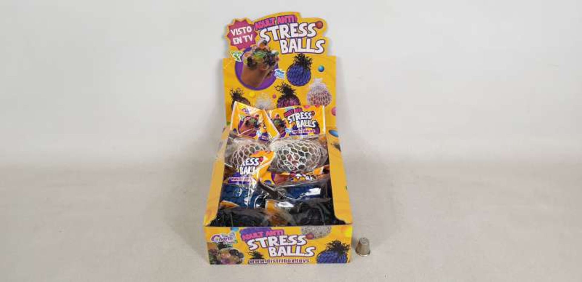 400 X ADULT ANTI STRESS BALLS IN 2 BOXES