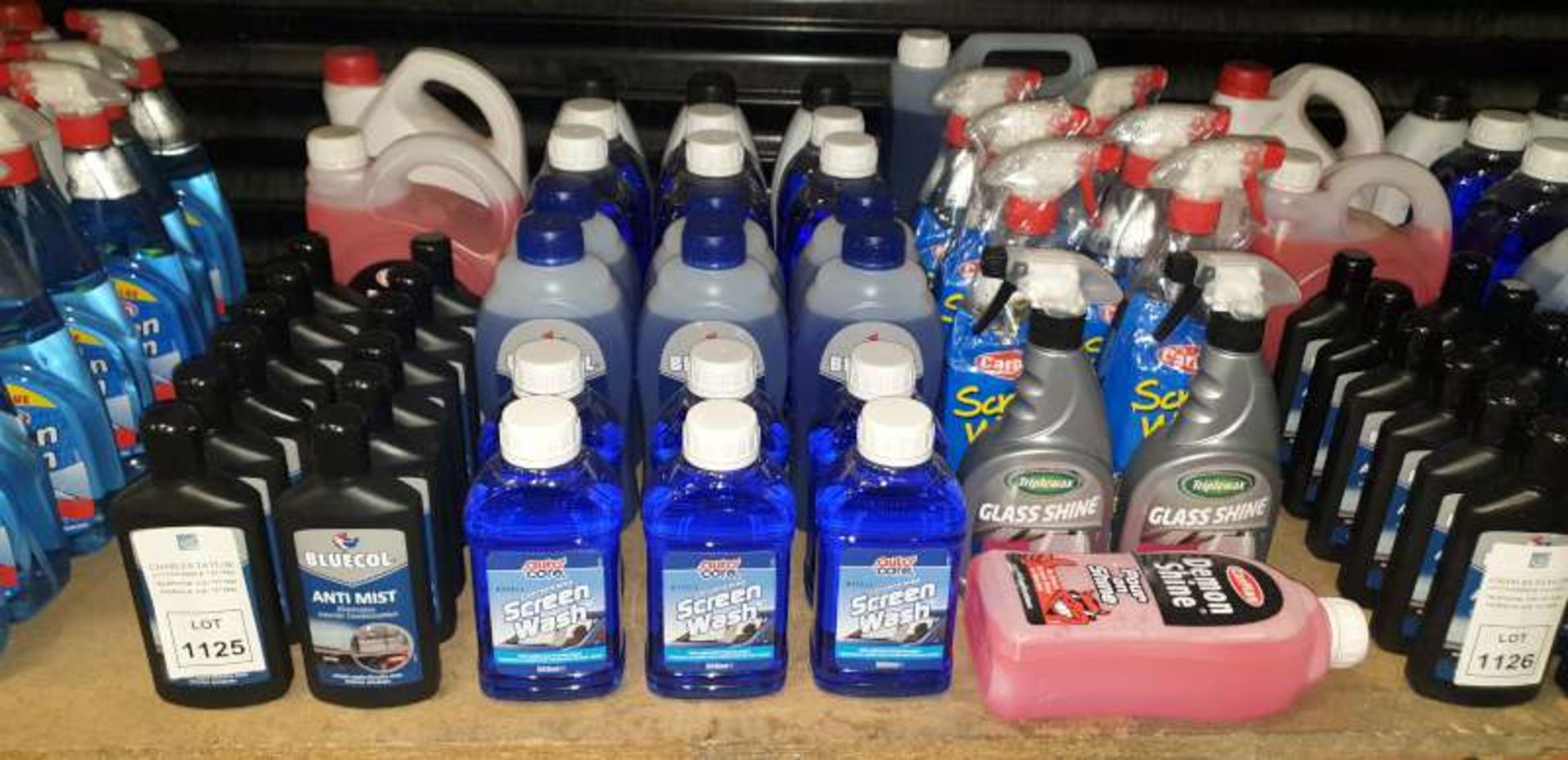 LOT CONTAINING SCREEN WASH, DEMON SHINE, ANTI MIST, GLASS SHINE, SCREEN WIPES, ETC