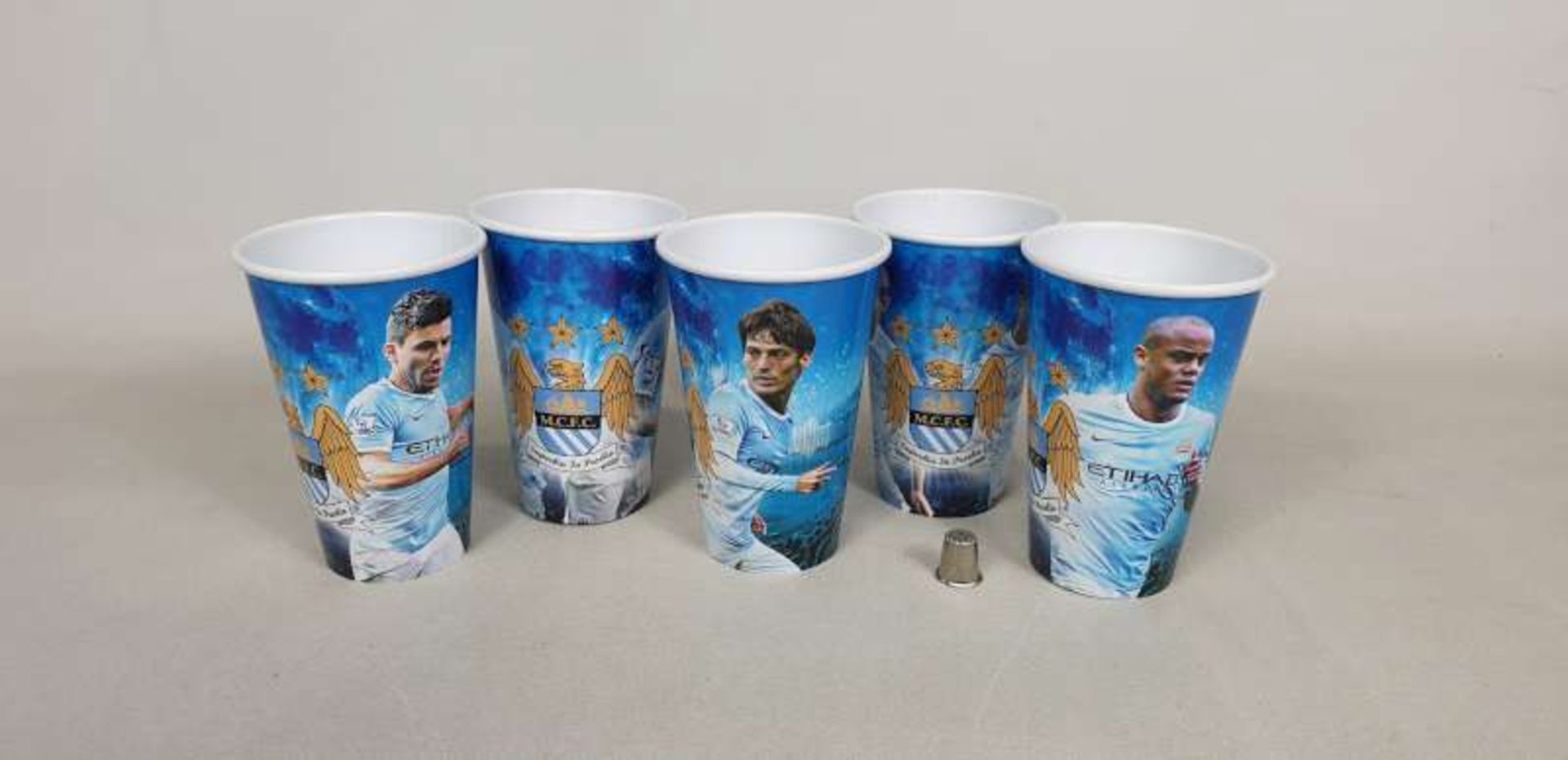 500 X BRAND NEW BOXED 16OZ WHITE REUSABLE MANCHESTER CITY CUPS IN 1 BOX