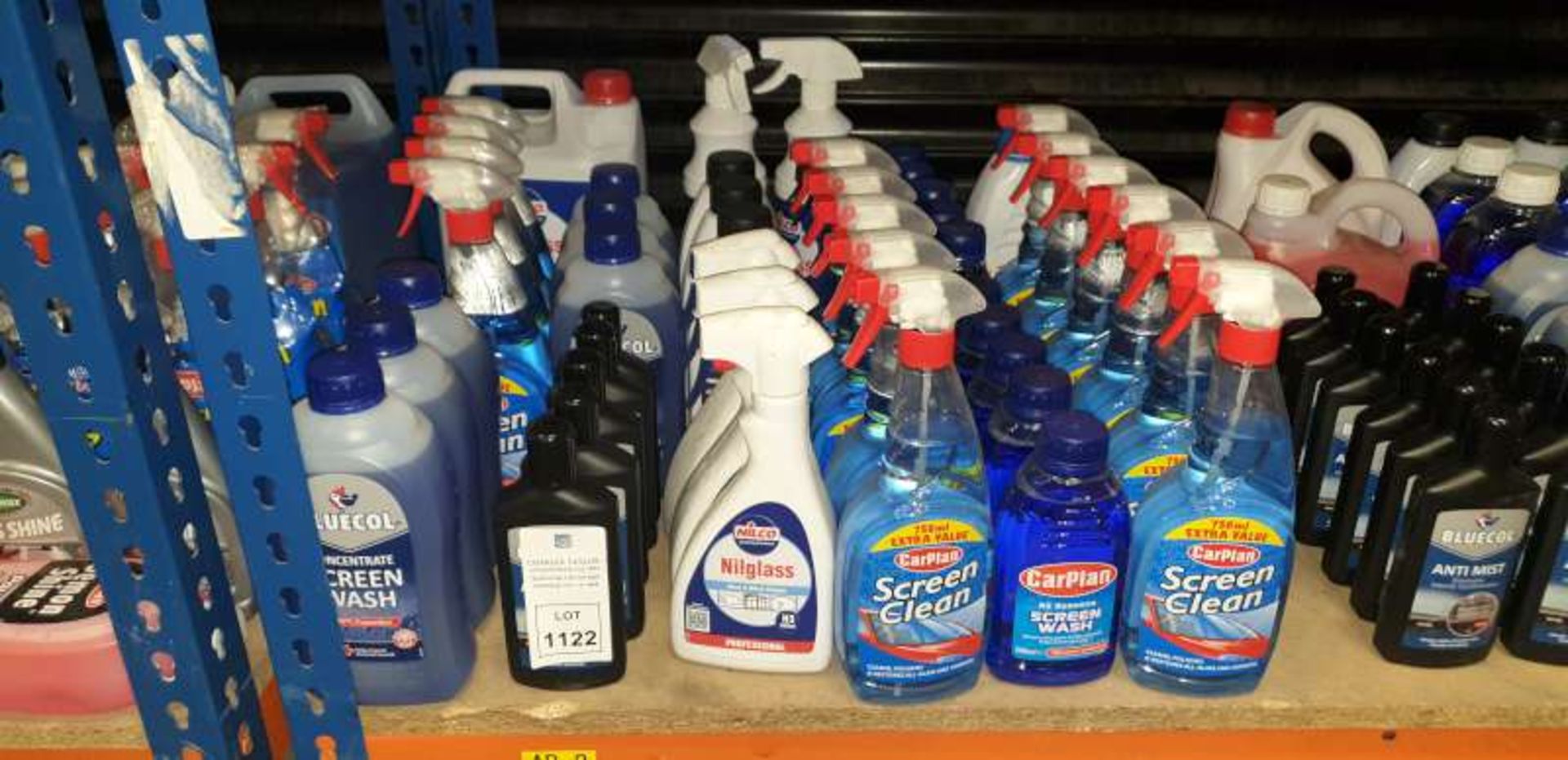 LOT CONTAINING SCREEN WASH, DEMON SHINE, ANTI MIST, GLASS SHINE, SCREEN WIPES, ETC