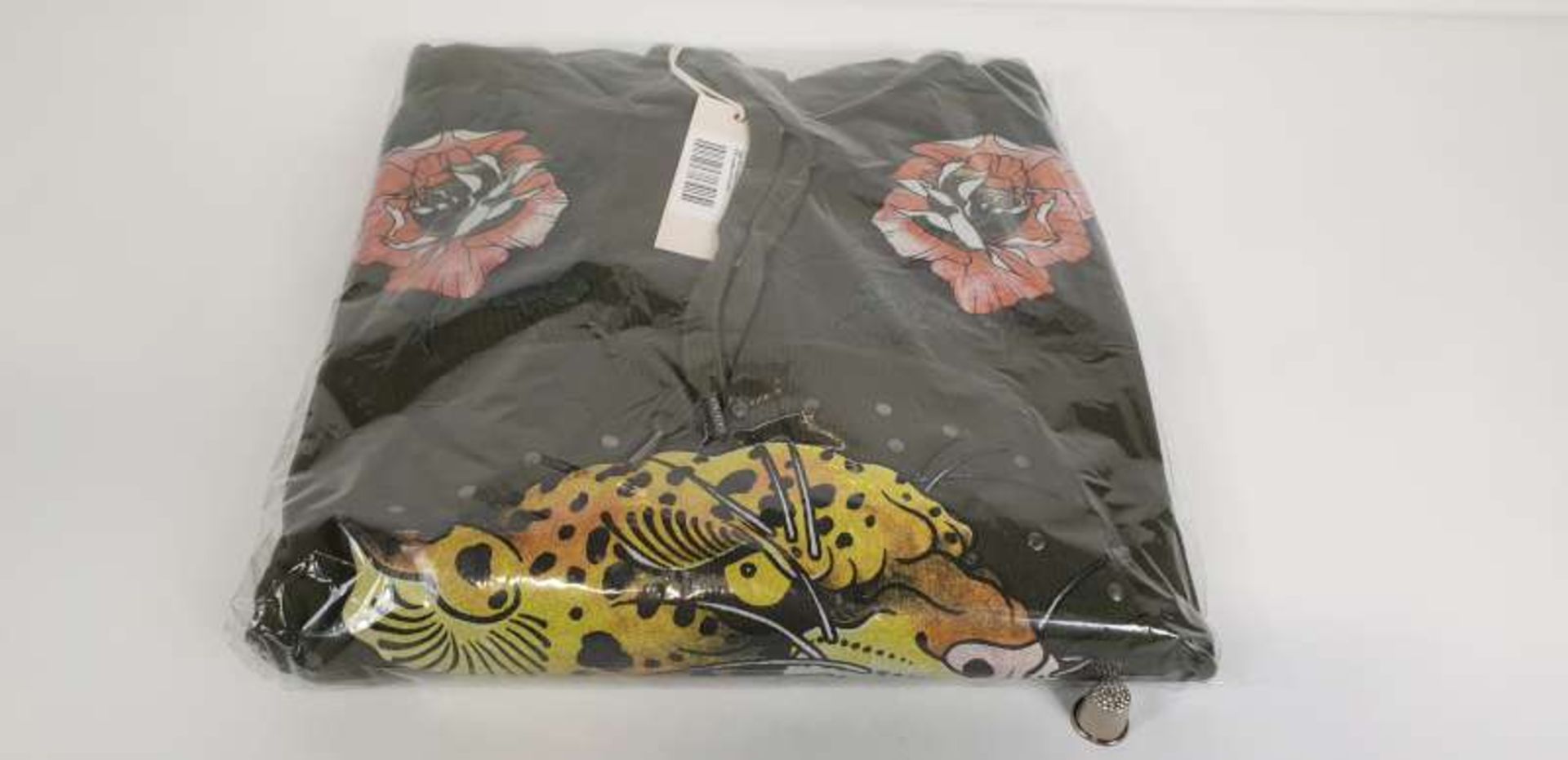 10 X BRAND NEW ILLEGAL CLUB PARIS HOODED TOPS WITH TIGER DETAIL IN VARIOUS SIZES