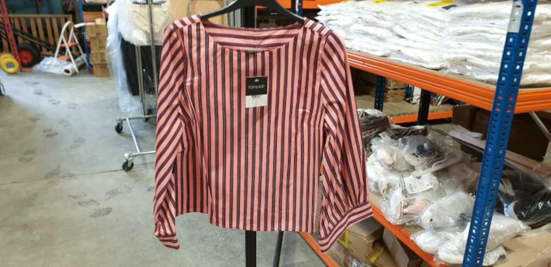 20 X TOPSHOP PINK BALLOON SLEEVE STRIPE TOPS IN VARIOUS SIZES, RRP OF EACH PIECE £32.00