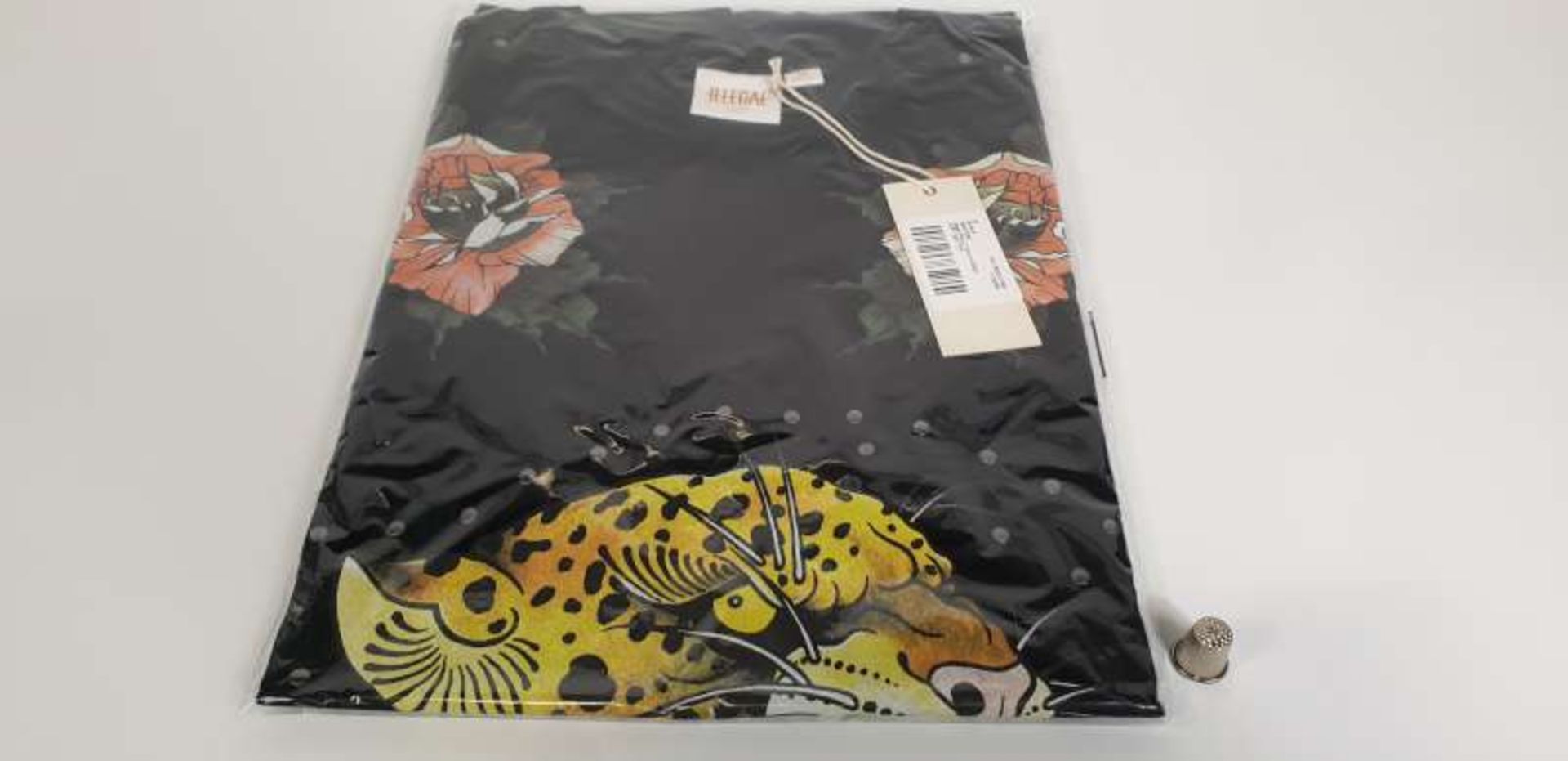10 X BRAND NEW ILLEGAL CLUB PARIS T SHIRTS WITH TIGER PRINT DETAIL IN VARIOUS SIZES